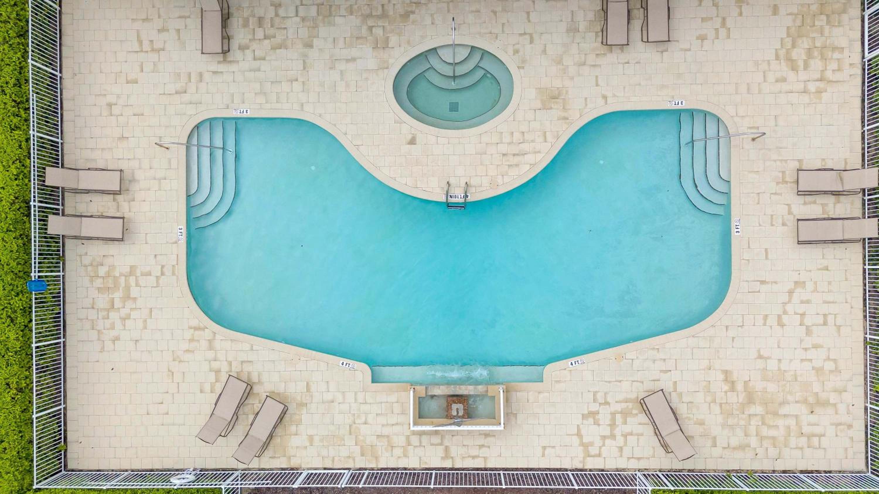 Trendy Thematic 3BR Townhouse with Private Pool