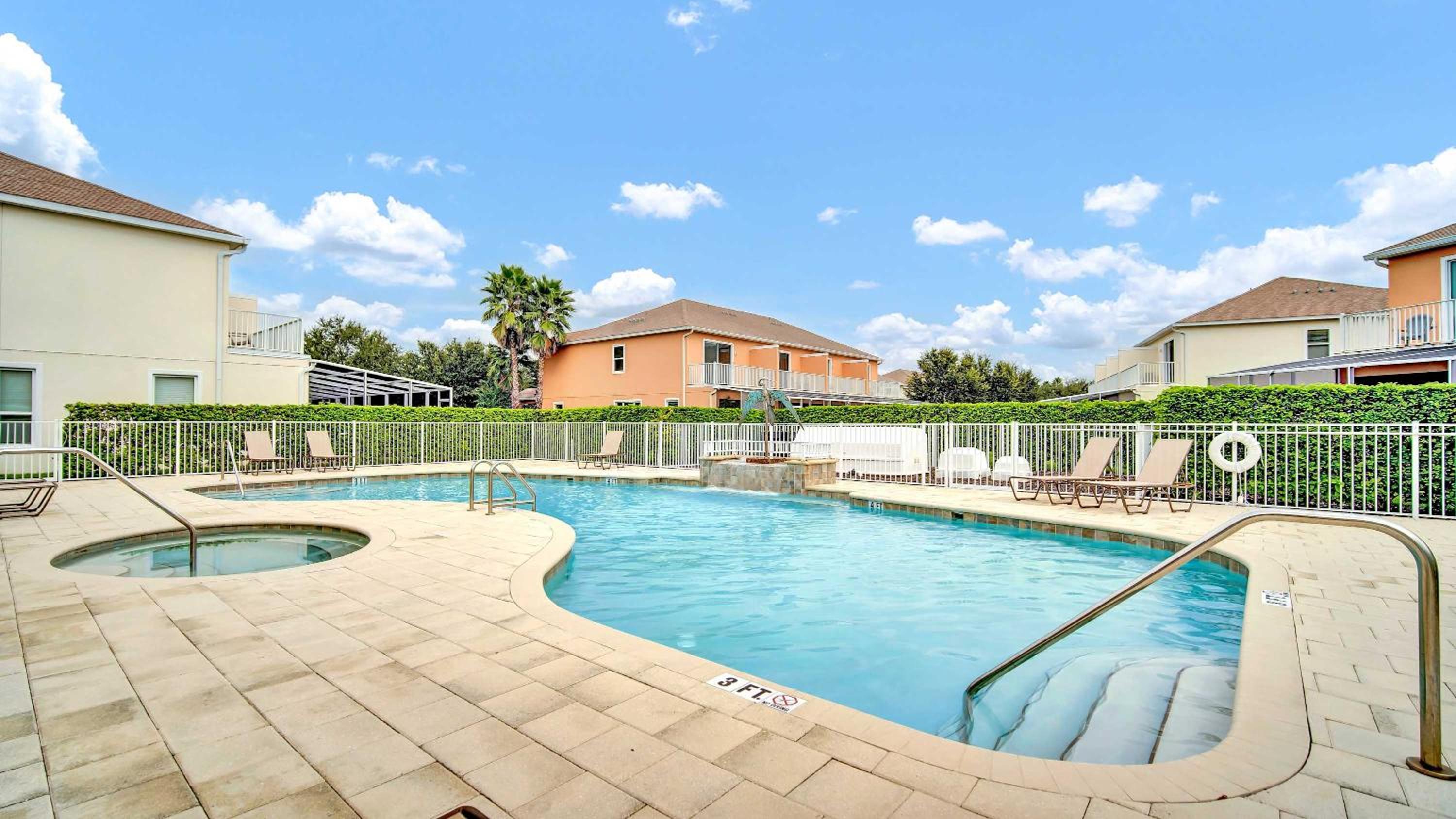 Trendy Thematic 3BR Townhouse with Private Pool
