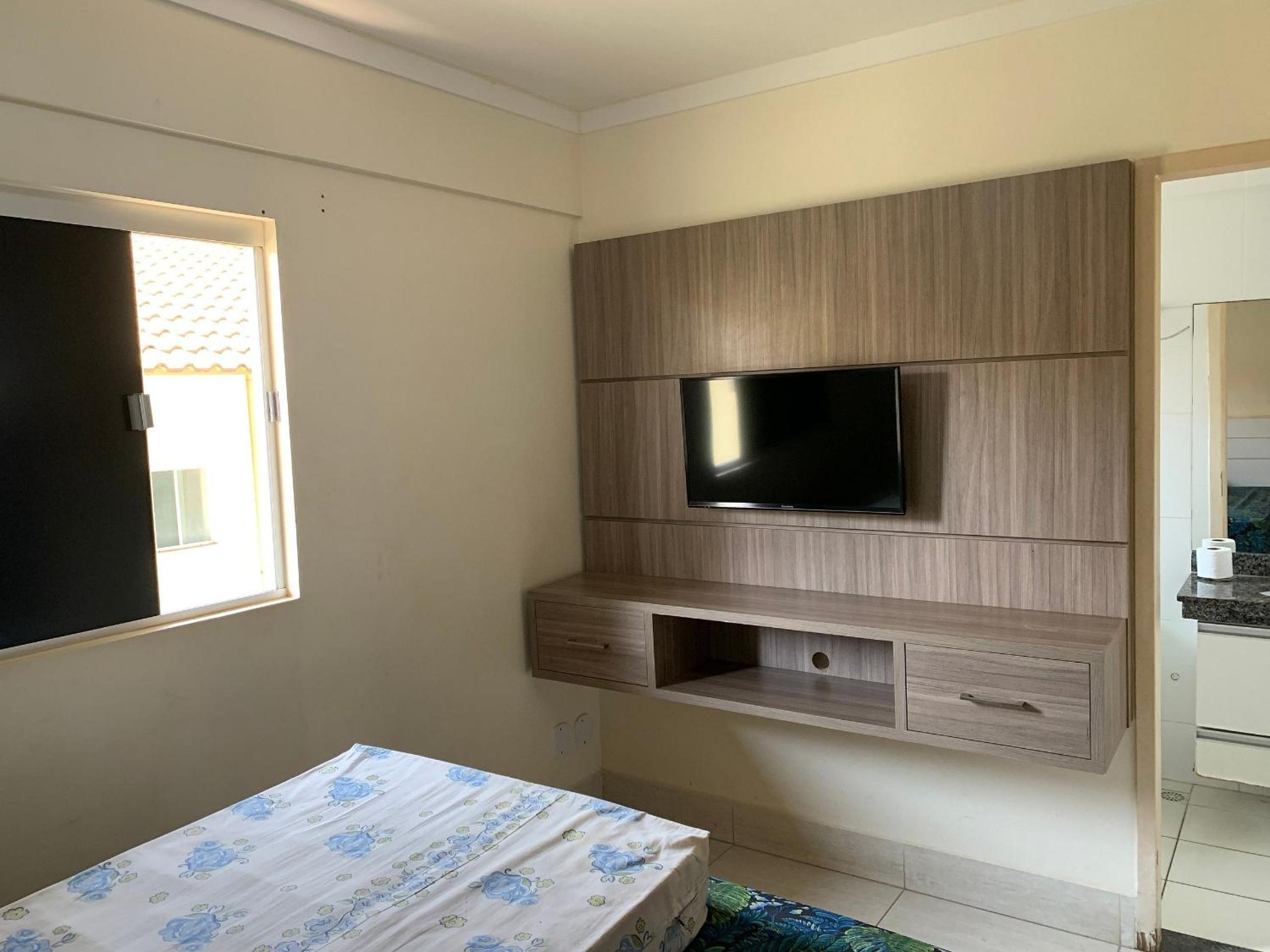 Lacqua diRoma II - Via Caldas