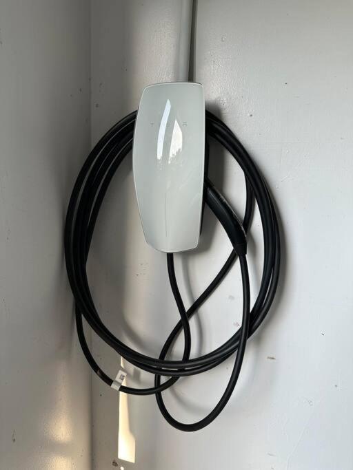 Charming 3 Bedroom Farmhouse Retreat with Open Deck - Property Image 2