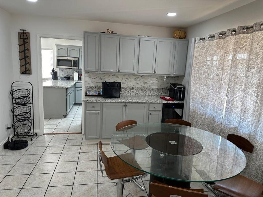 Charming 3 Bedroom Farmhouse Retreat with Open Deck - Property Image 4