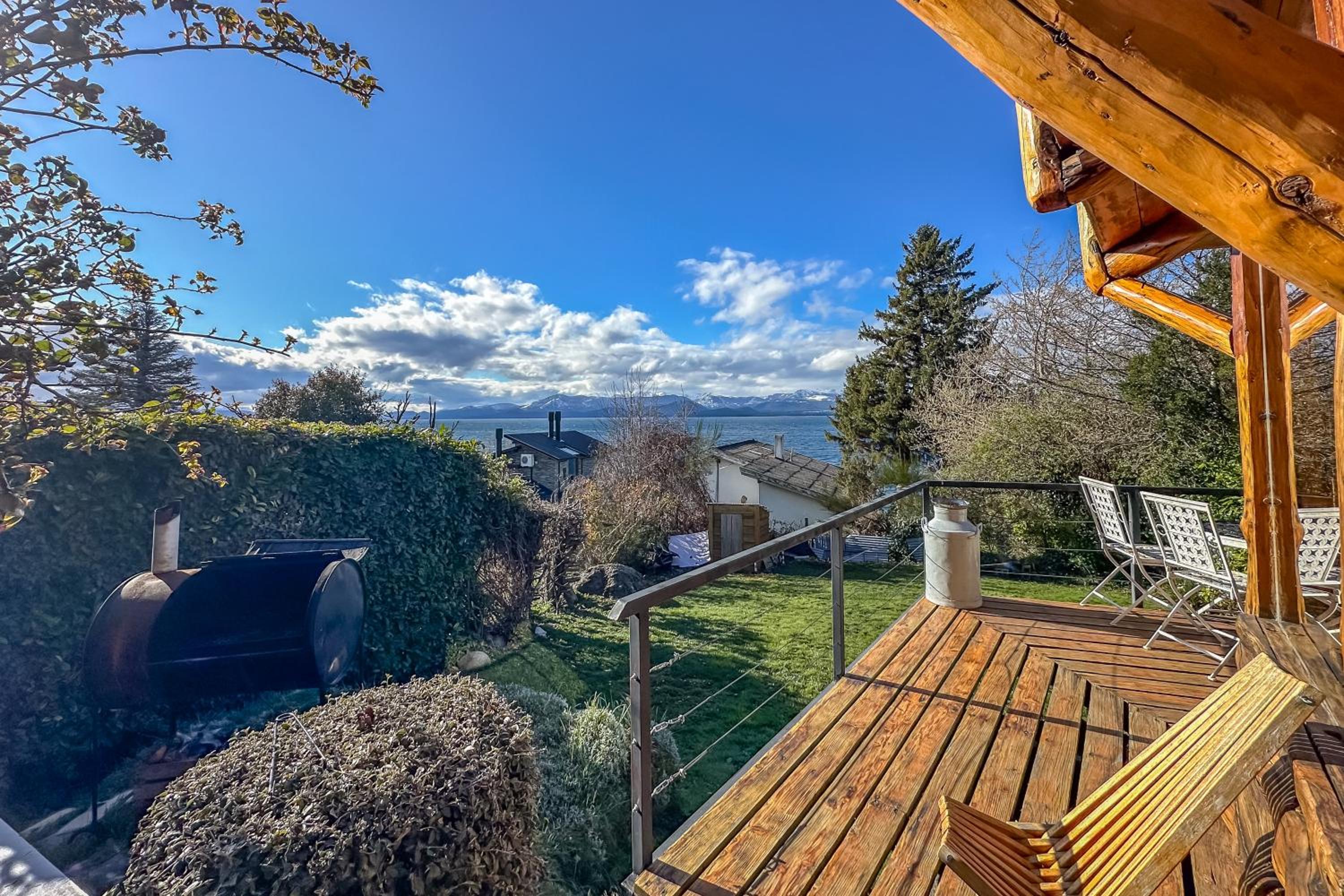 Casa con vista al lago - La casa de Berta