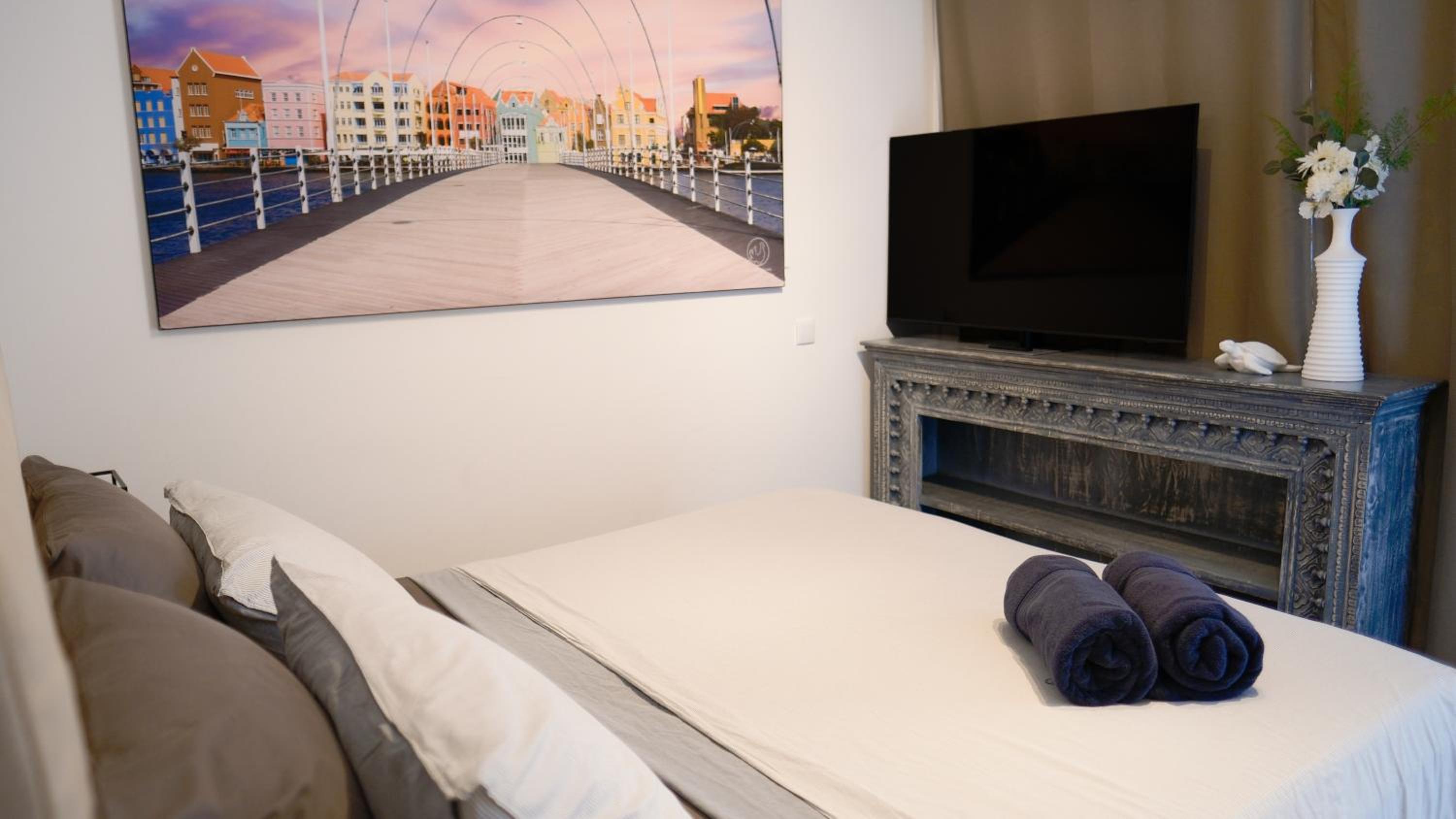 Goudhaen Luxury Private apartments Jan Thiel Beach