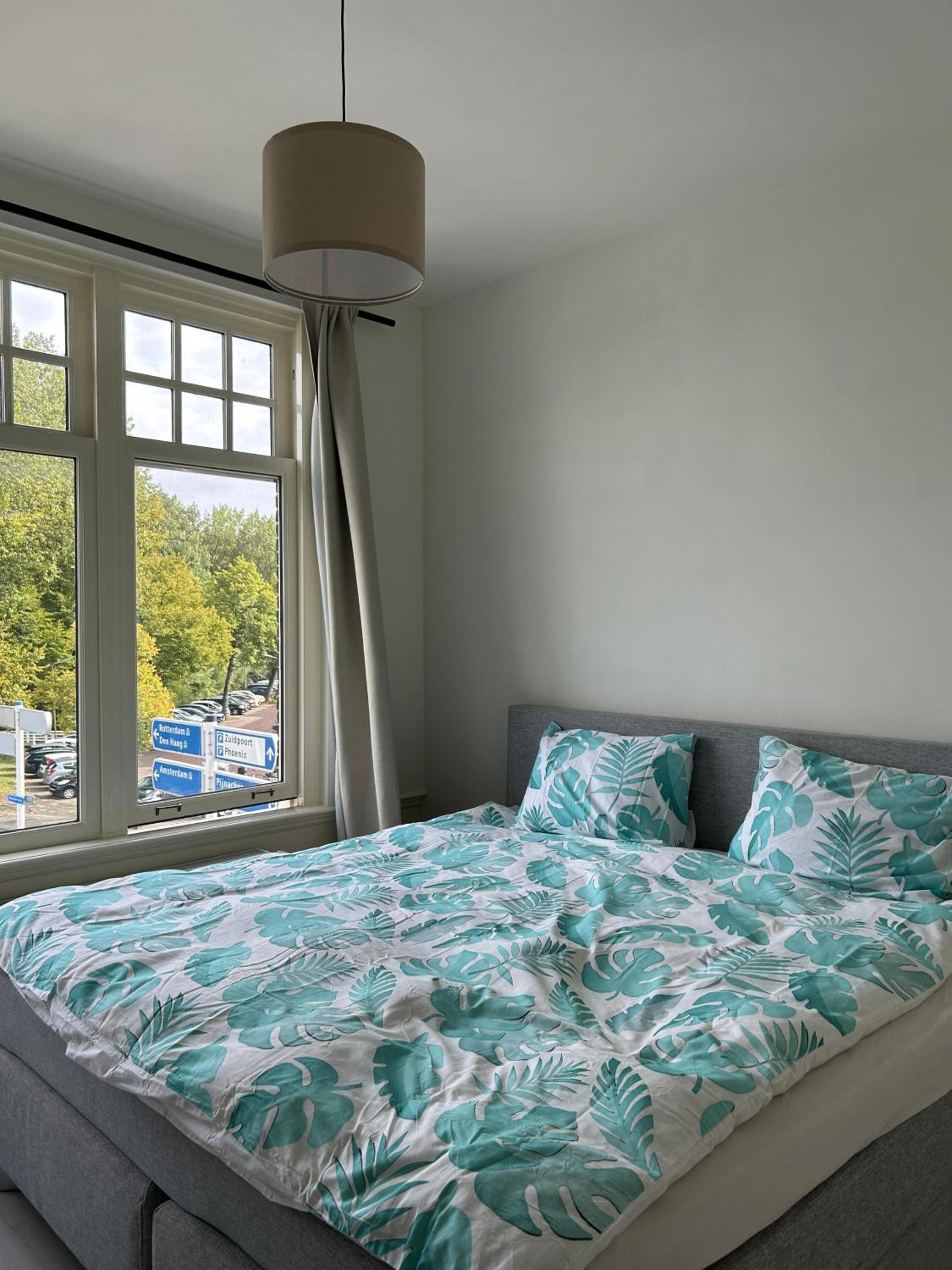 Beautiful house in Delft view 3