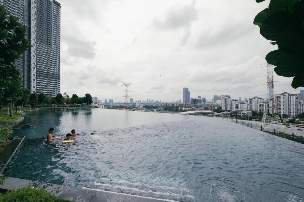 M Vertica Kuala Lumpur by HLG Re