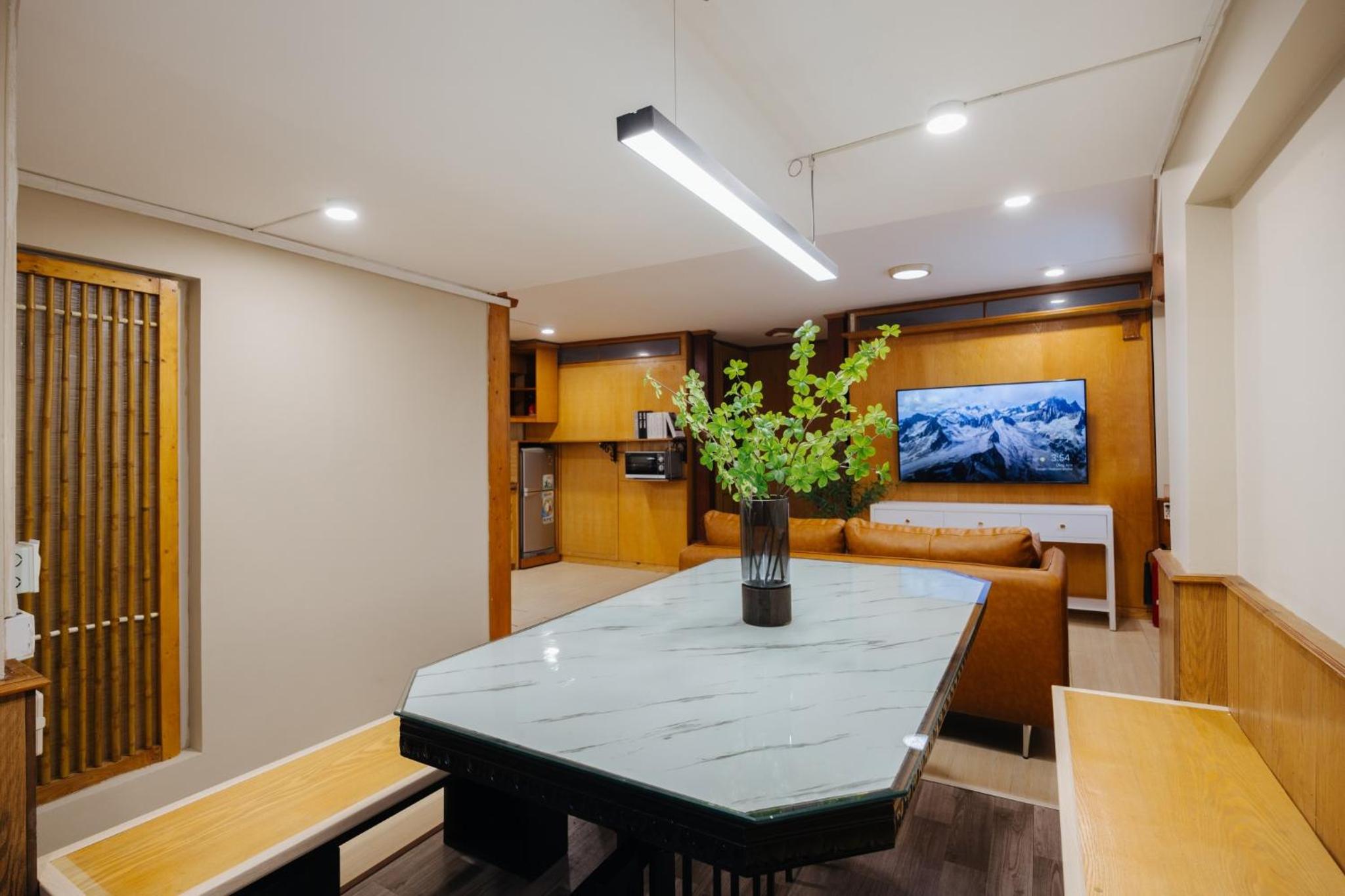 VietHOME 20 pax 5 Apartments in 1 Place Netflix Laundry