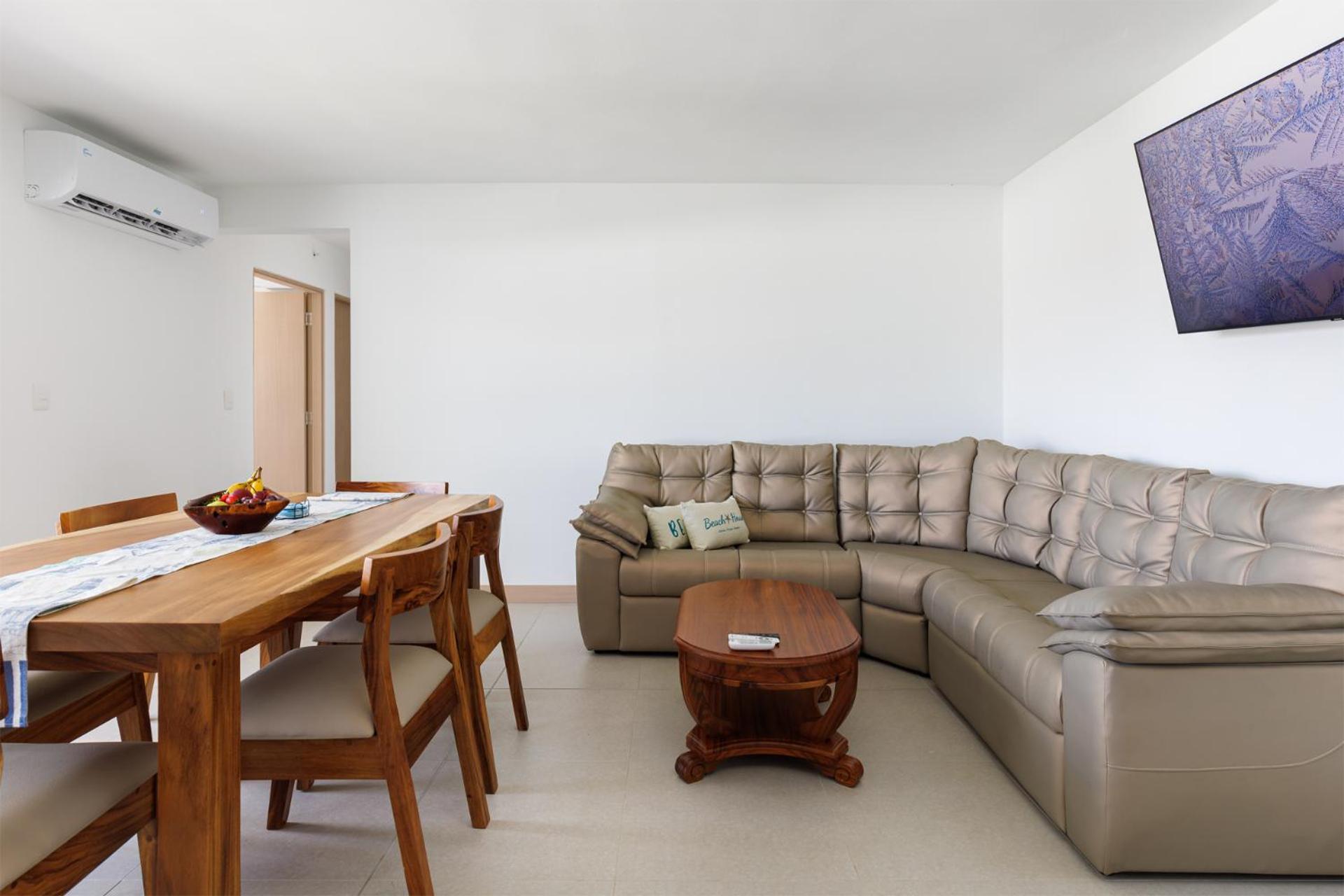 Casago 0307C, Brand New Rental Family Retreat