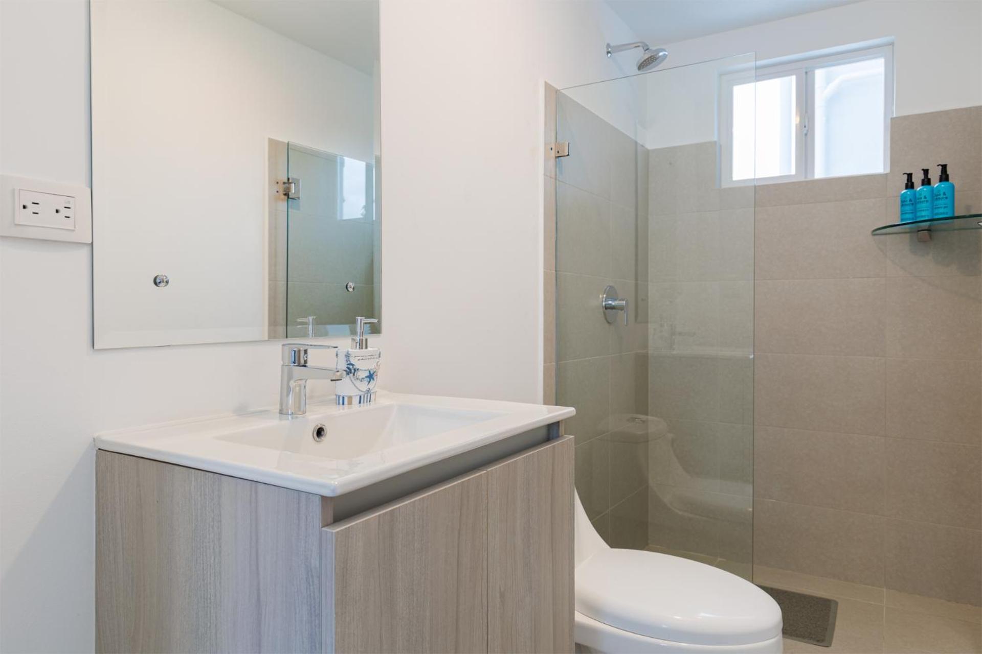 Casago 0307C, Brand New Rental Family Retreat