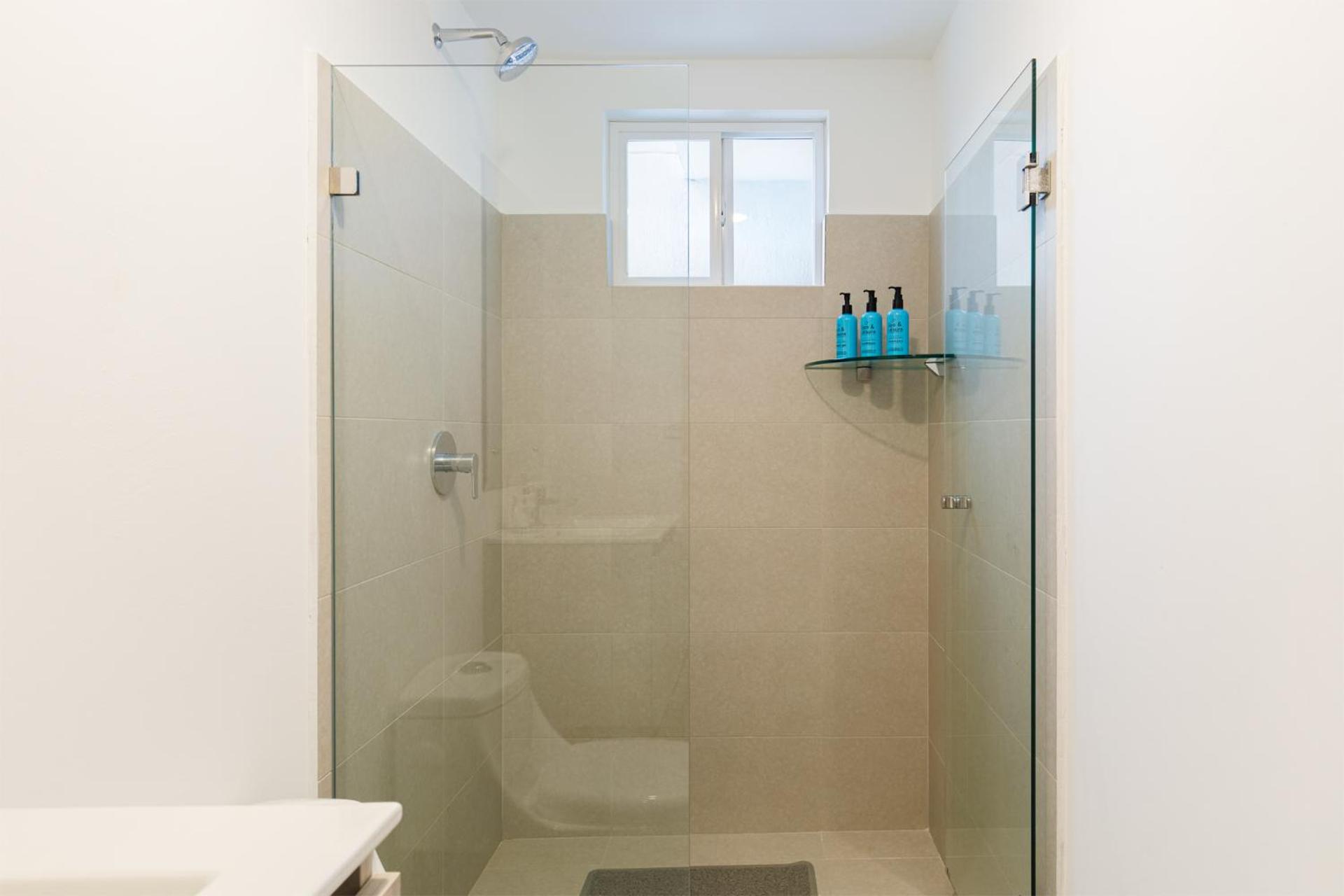 Casago 0307C, Brand New Rental Family Retreat