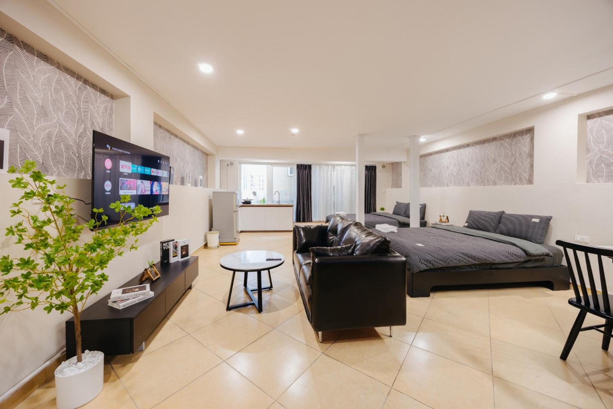 VietHOME 20 pax 5 Apartments in 1 Place Netflix Laundry