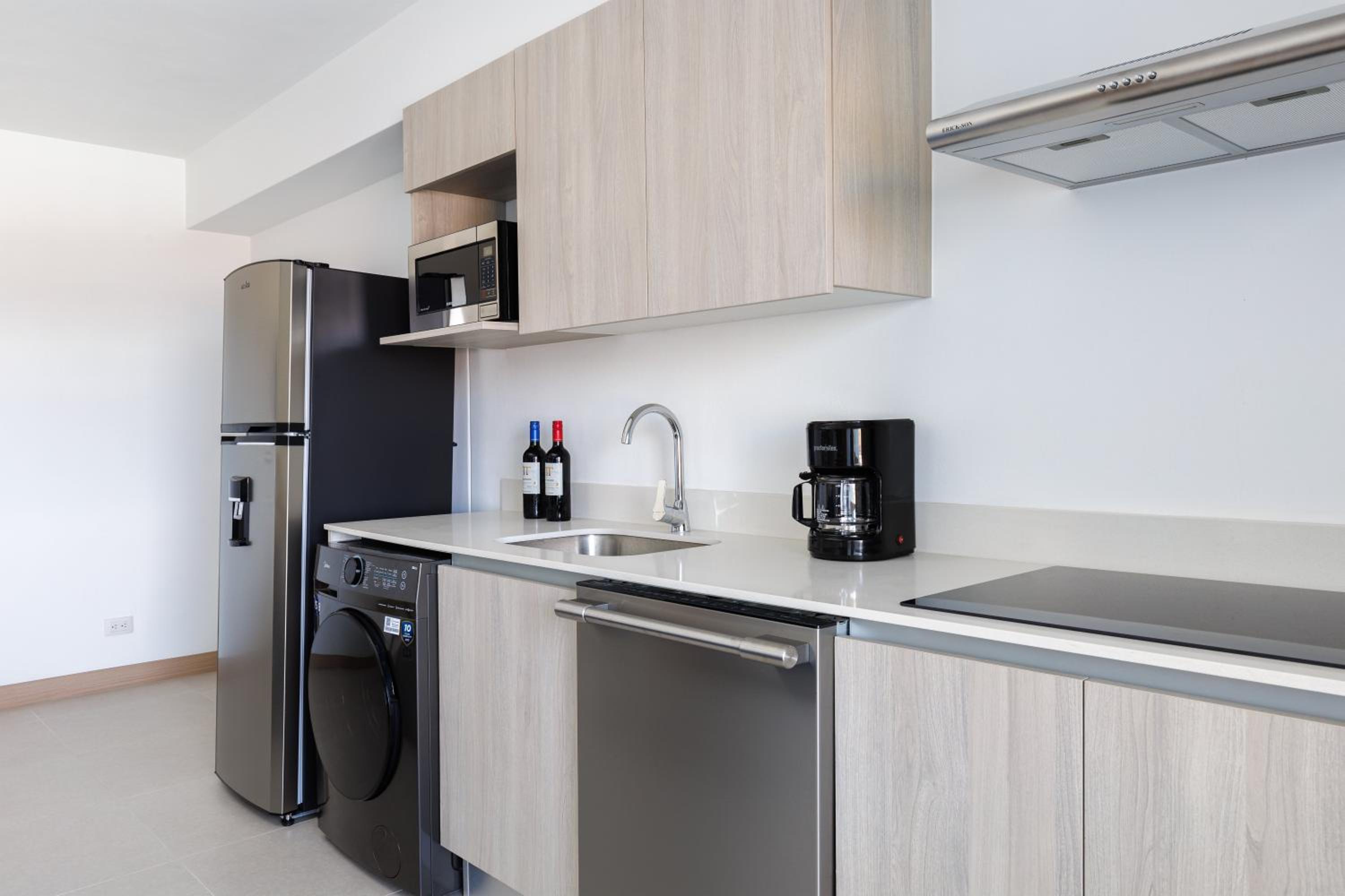 Casago 0501A, Brand New Rental Stunning Ocean View Condo for the Ultimate Coastal Escape