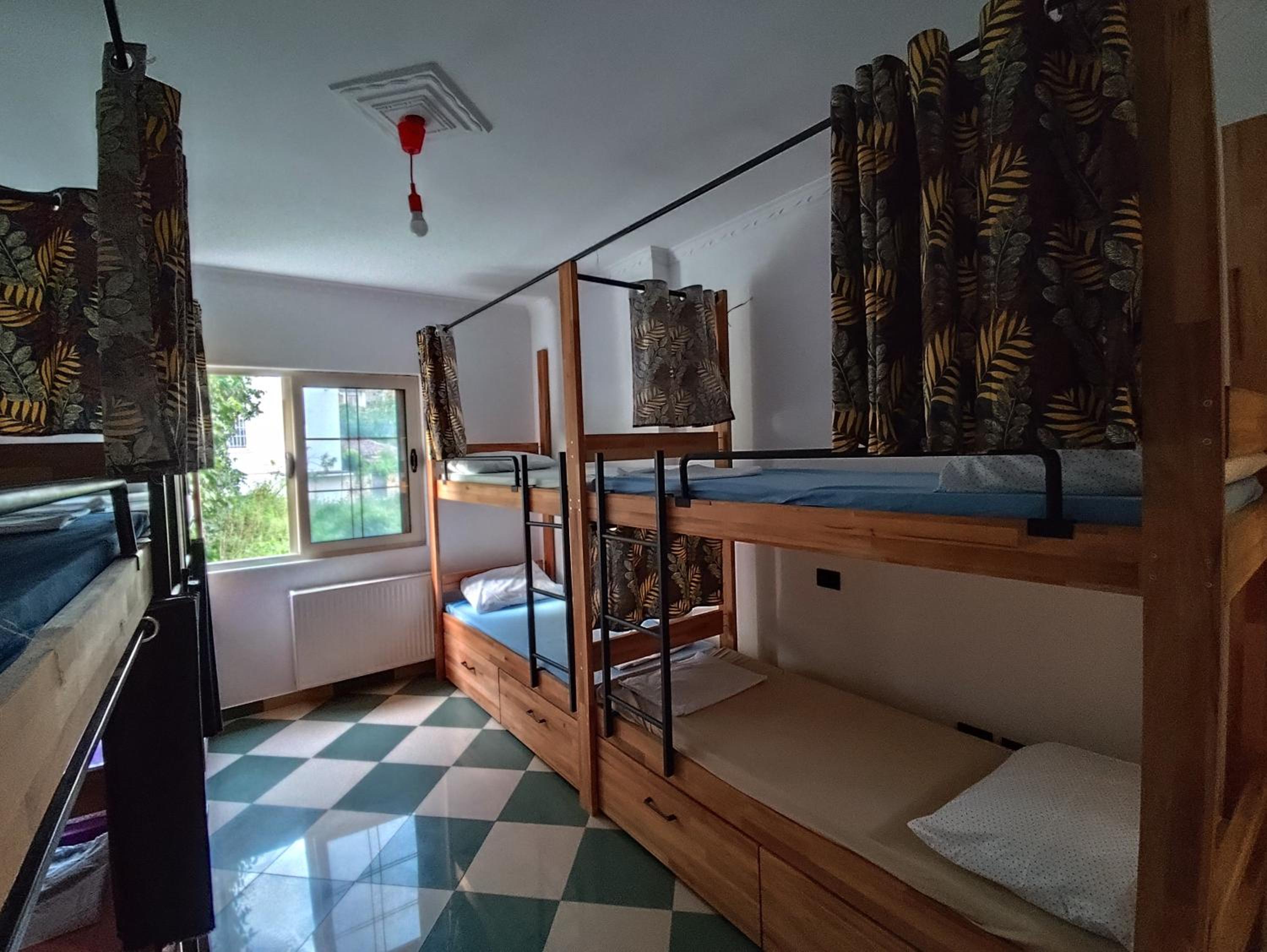 Hostel Albania Villa