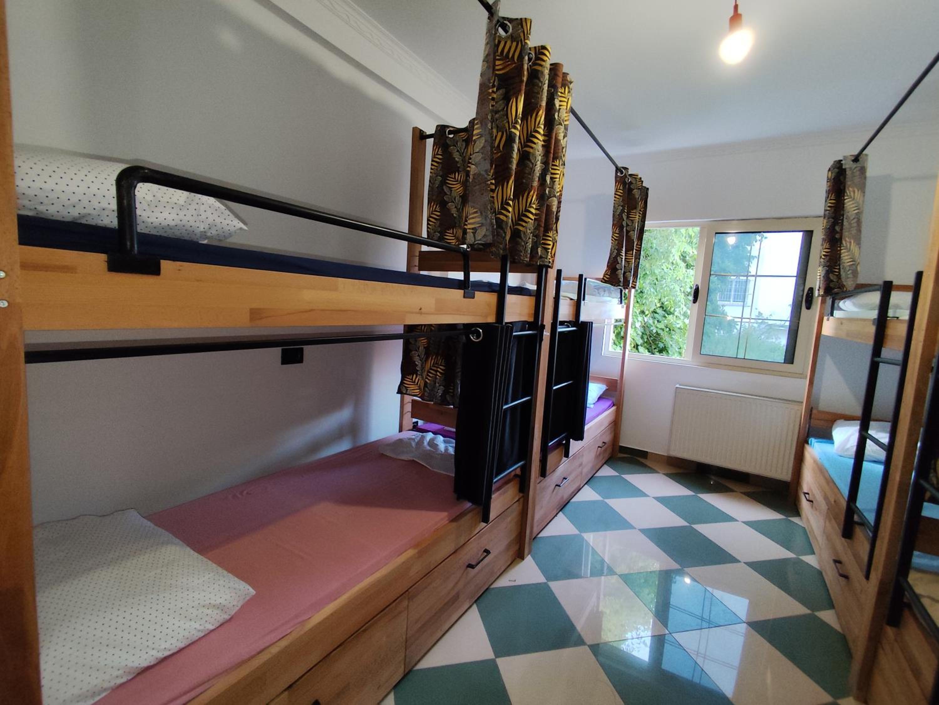 Hostel Albania Villa