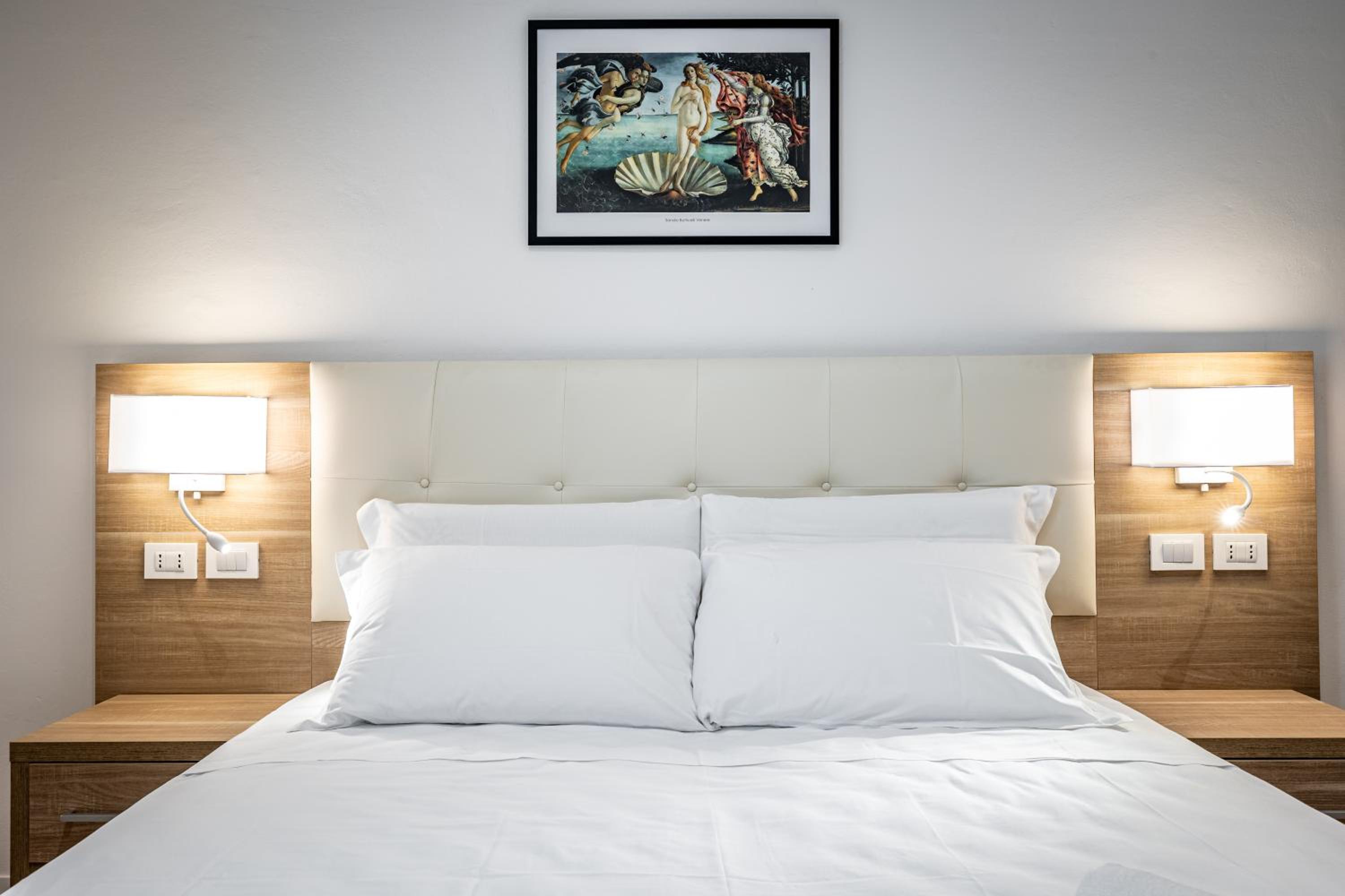 YD elegant apt with garden