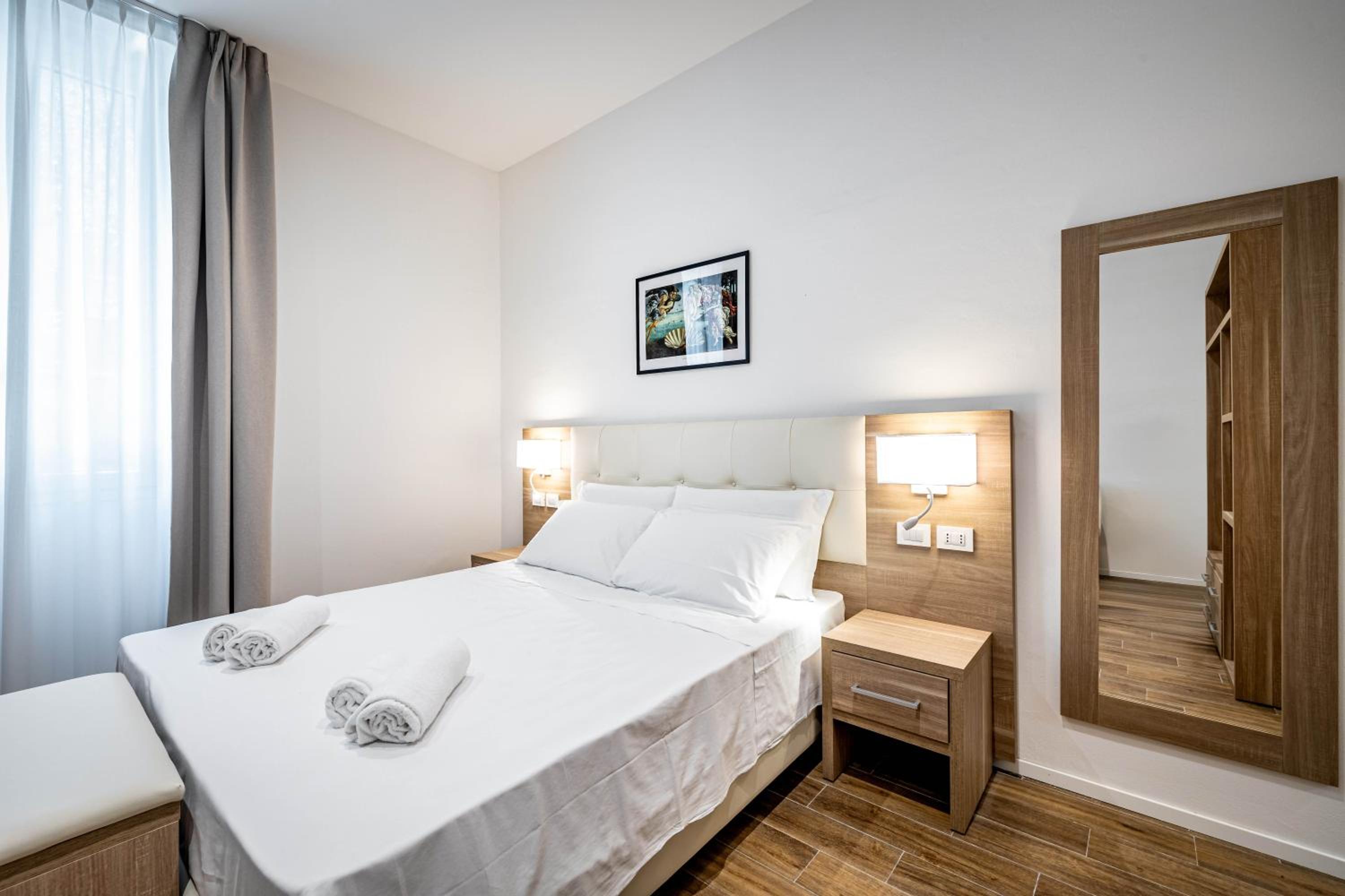 YD elegant apt with garden