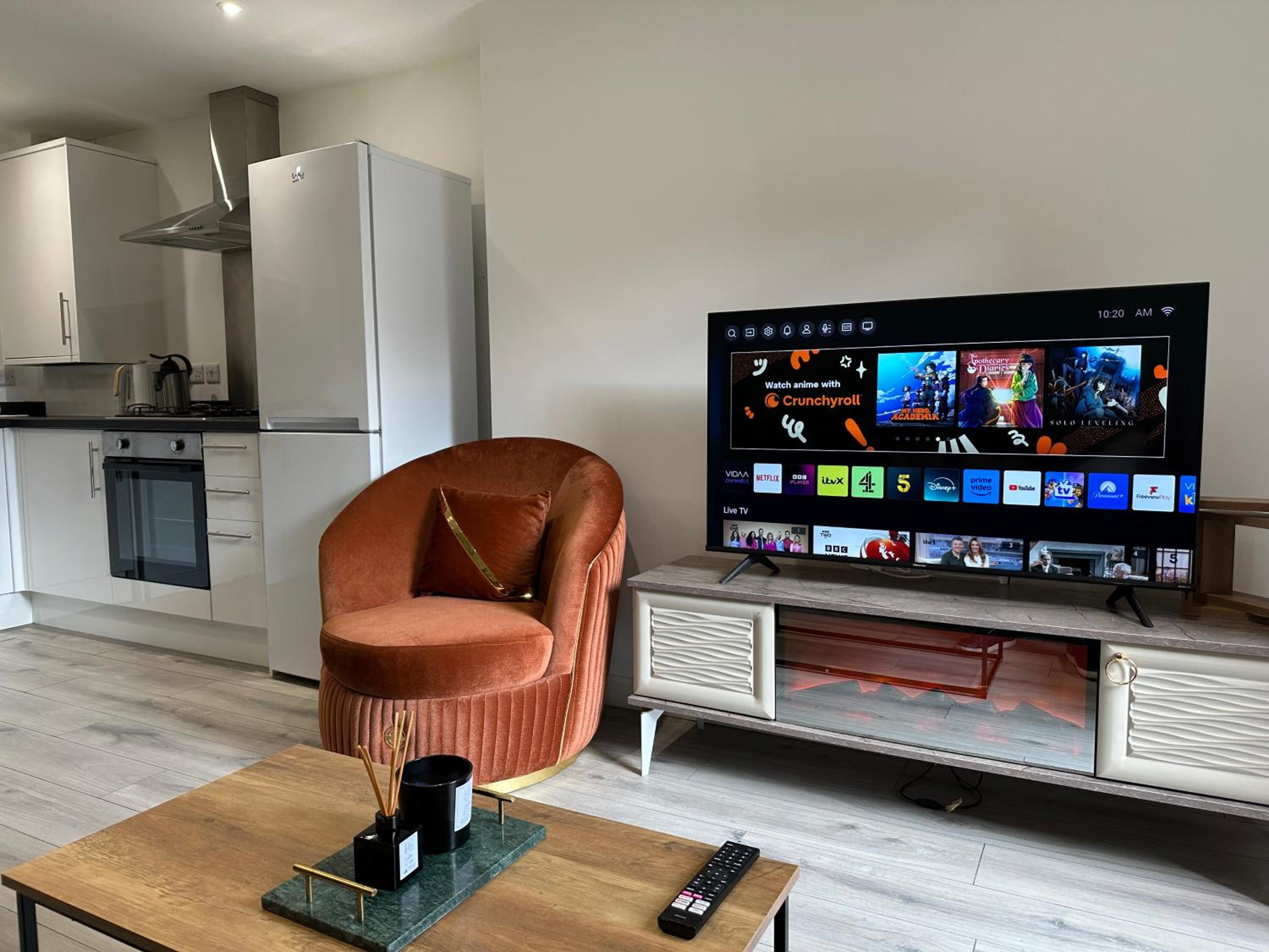 Oxford Vacations - The Phantom Apartment ideal for JR Churchill Manor Nuffield Hospitals Oxford B University 2023 built sleeps 5 people comfortably very modern 2 rooms 3 bathrooms 1 minute walk to John Radcliffe Hospital - Property Image 42