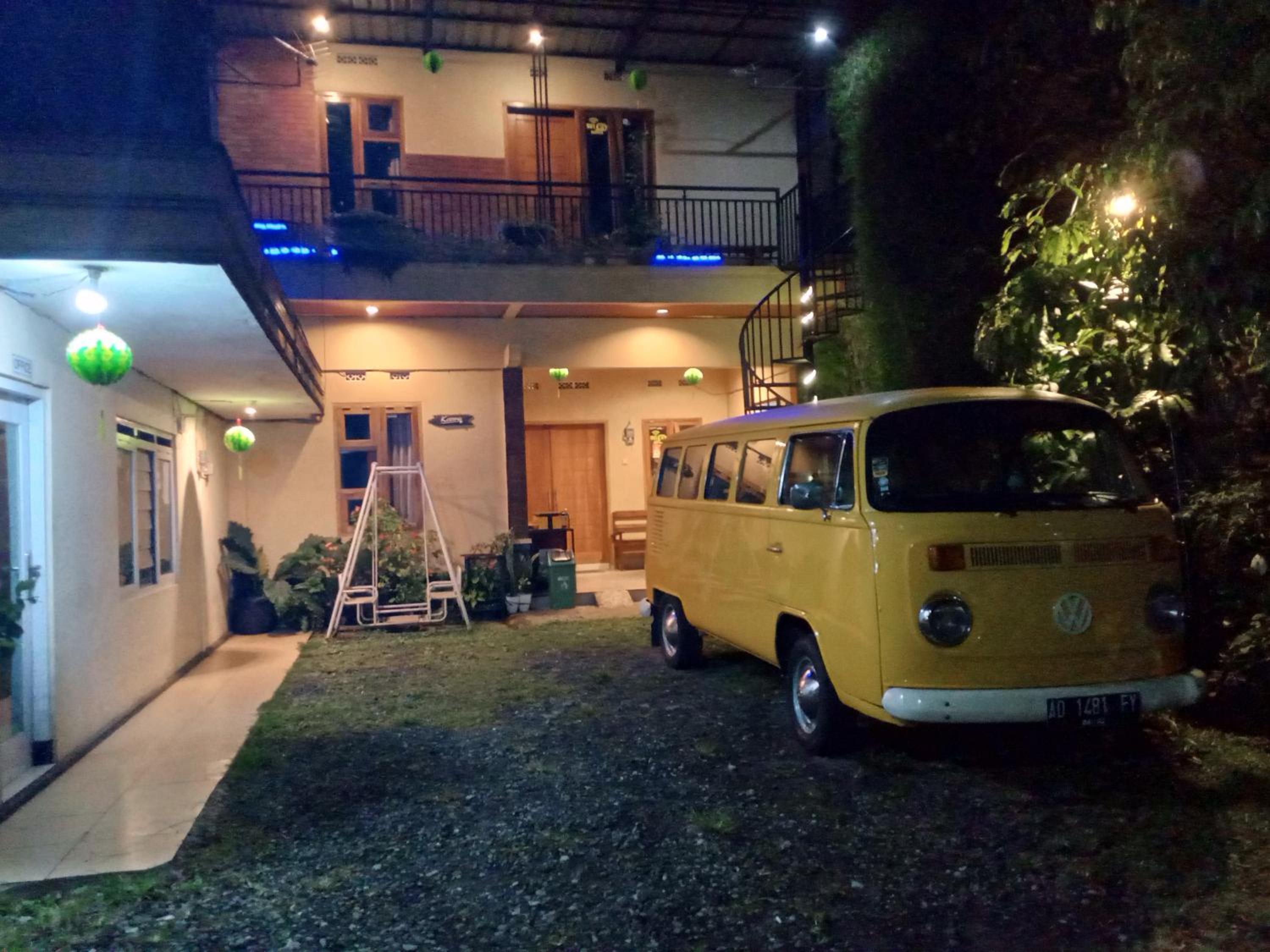 Photo 13