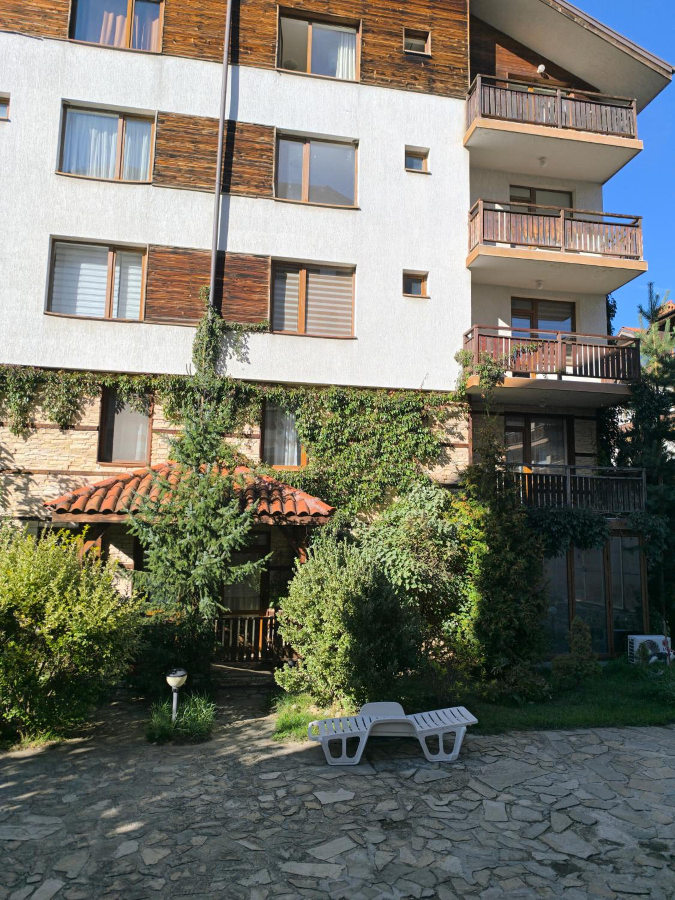 Cozy nature stay, free Bottle of good Wine, Great view, free Parking