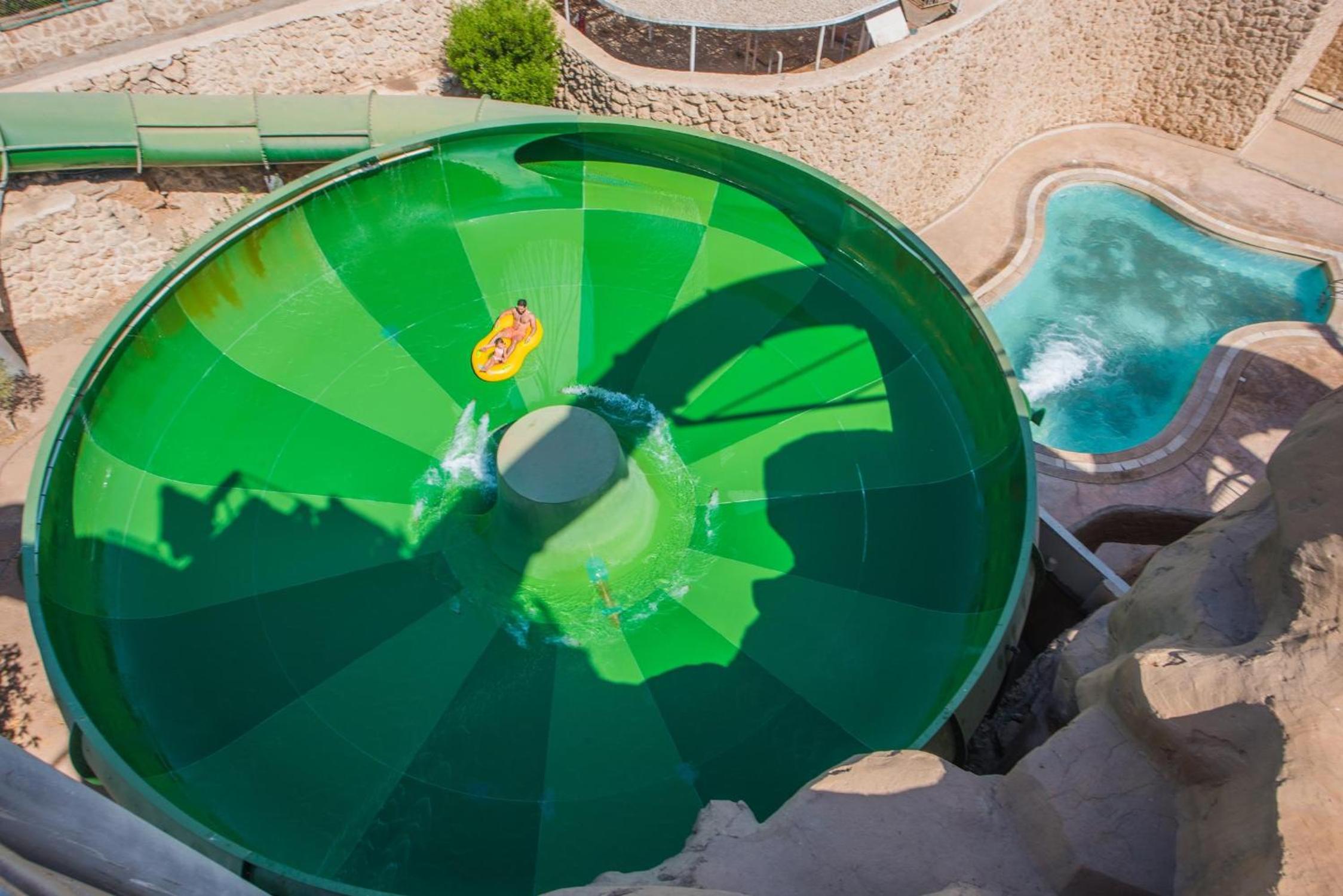 Reef Oasis Beach Aqua Park Resort