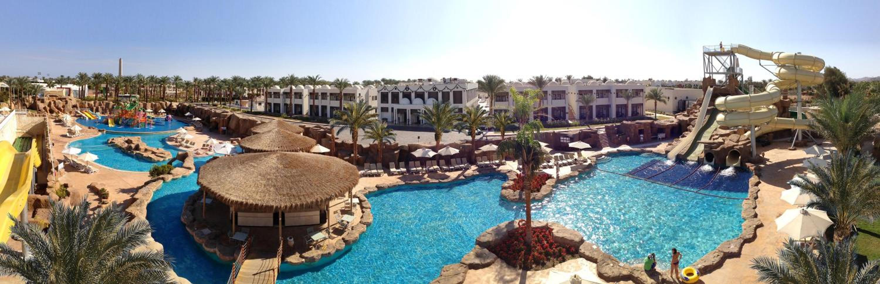 Reef Oasis Beach Aqua Park Resort