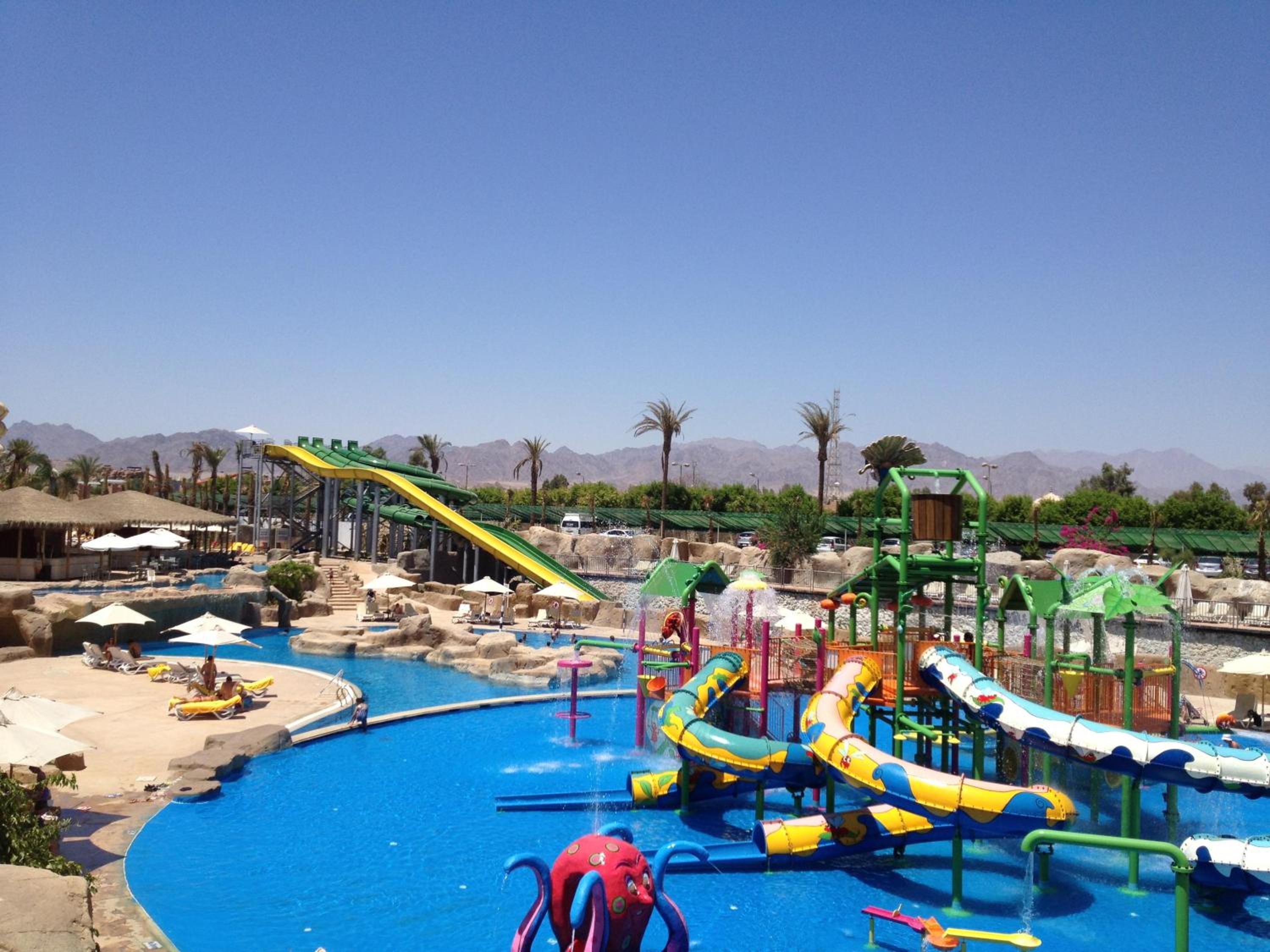 Reef Oasis Beach Aqua Park Resort