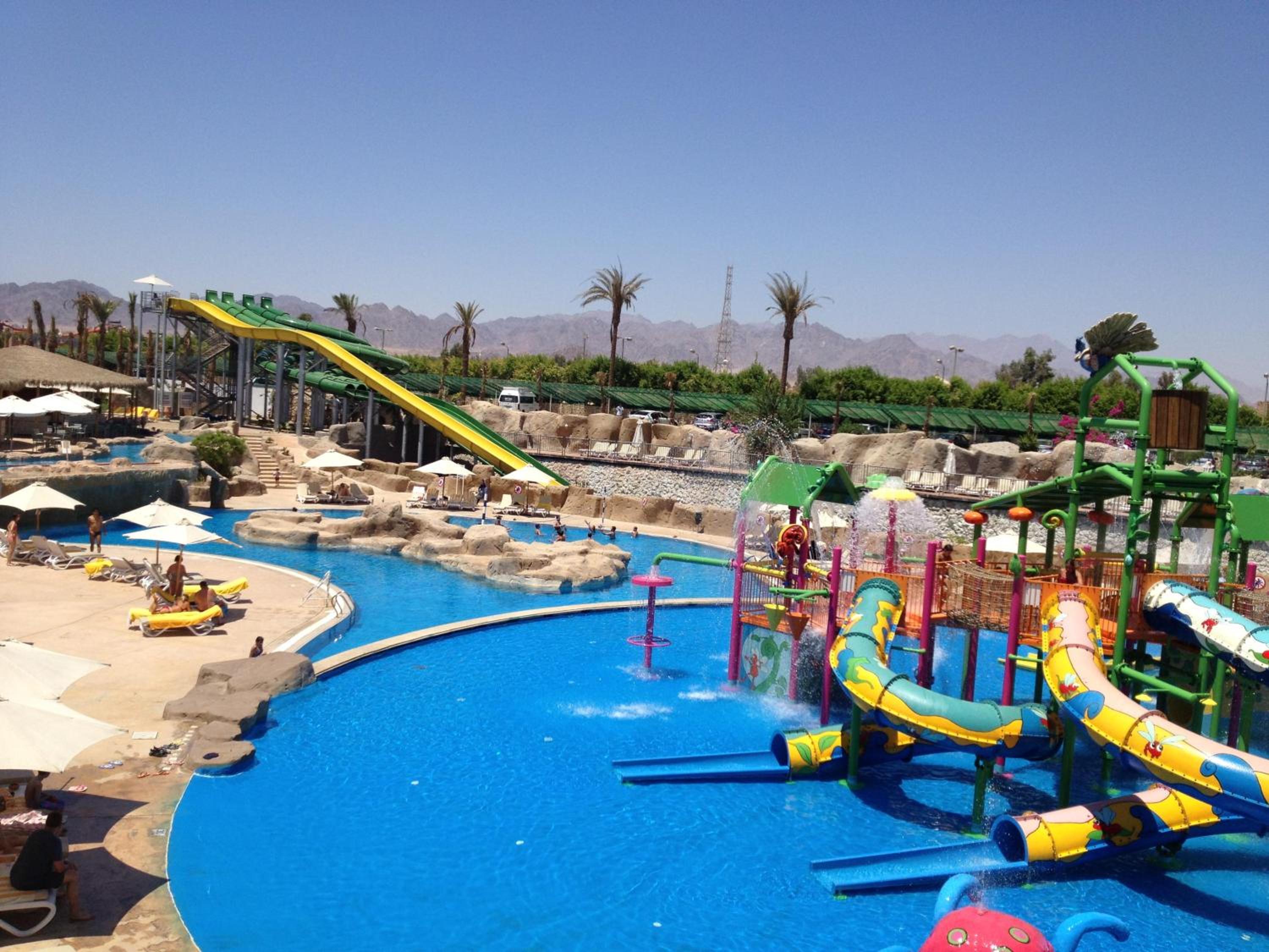 Reef Oasis Beach Aqua Park Resort