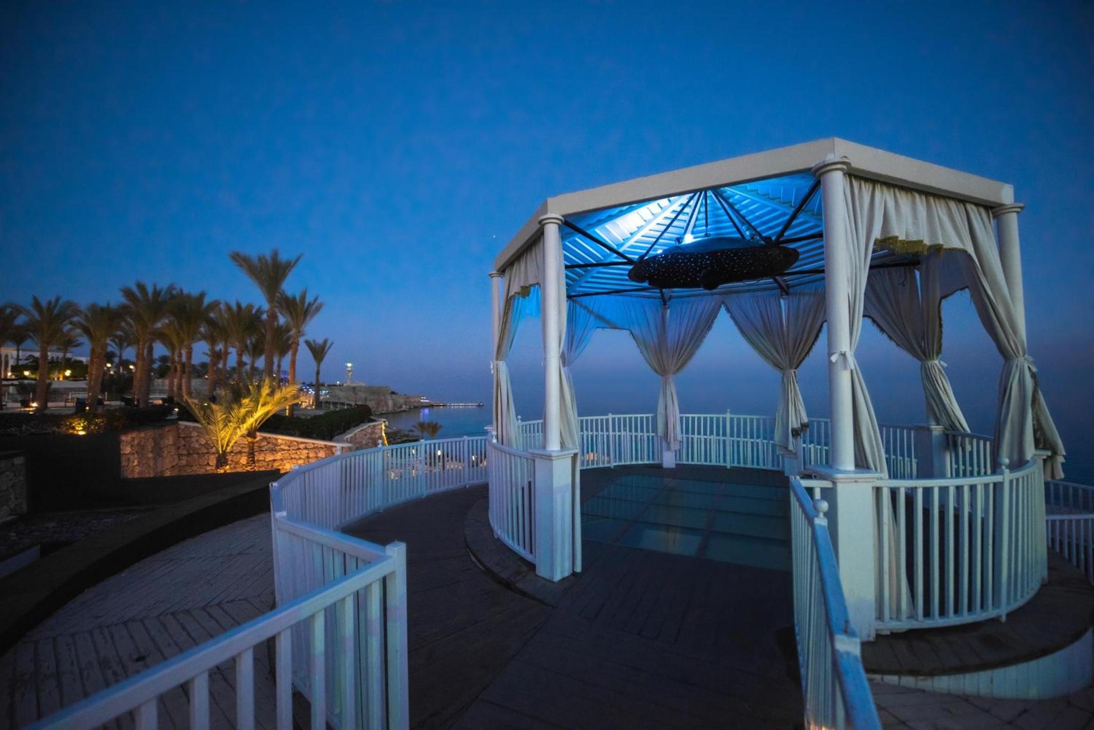 Reef Oasis Beach Aqua Park Resort