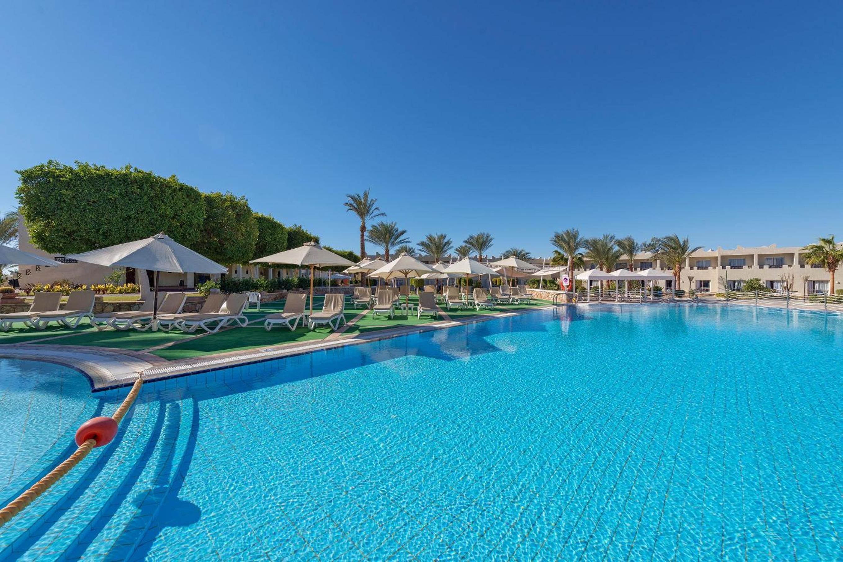 Reef Oasis Beach Aqua Park Resort