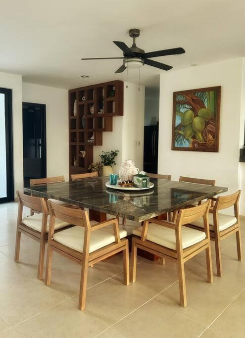4BR Beach House Uaymitun Yucatan