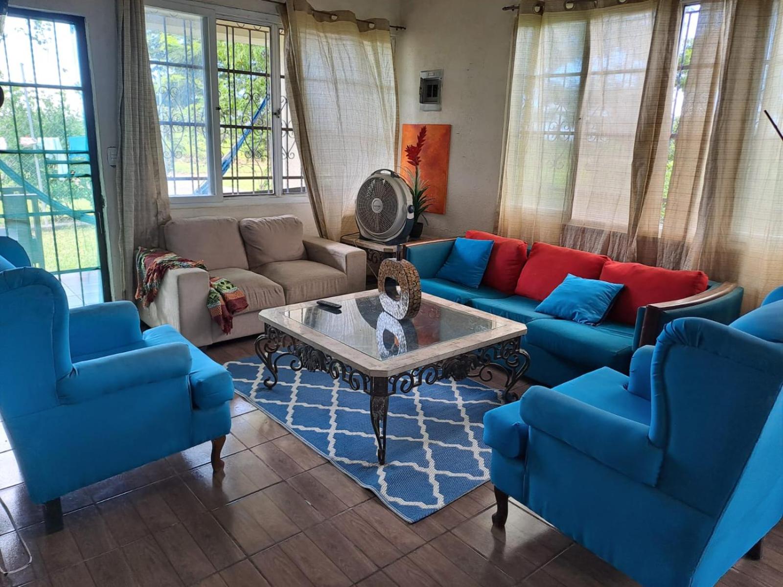 Casa del techo azul