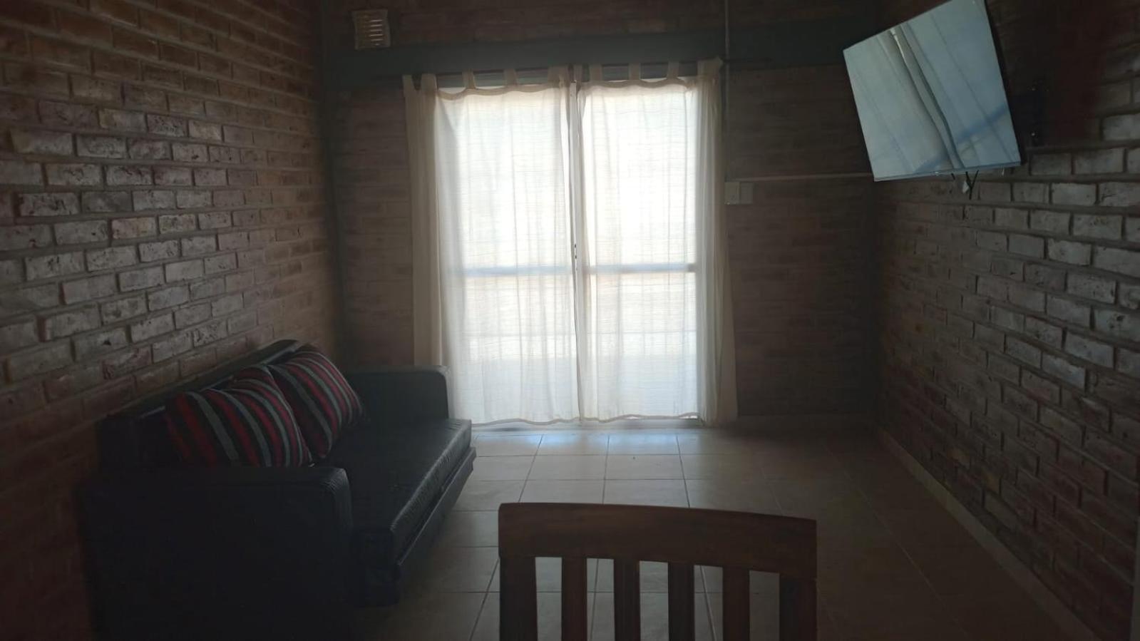 Casa con Pileta Pedriel II