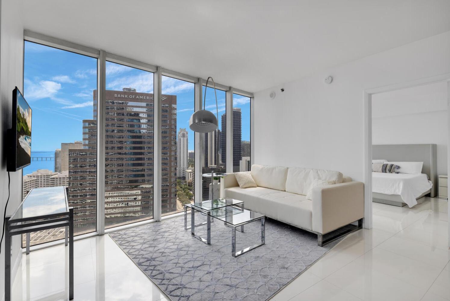Large Suites in Hotel W with bay views