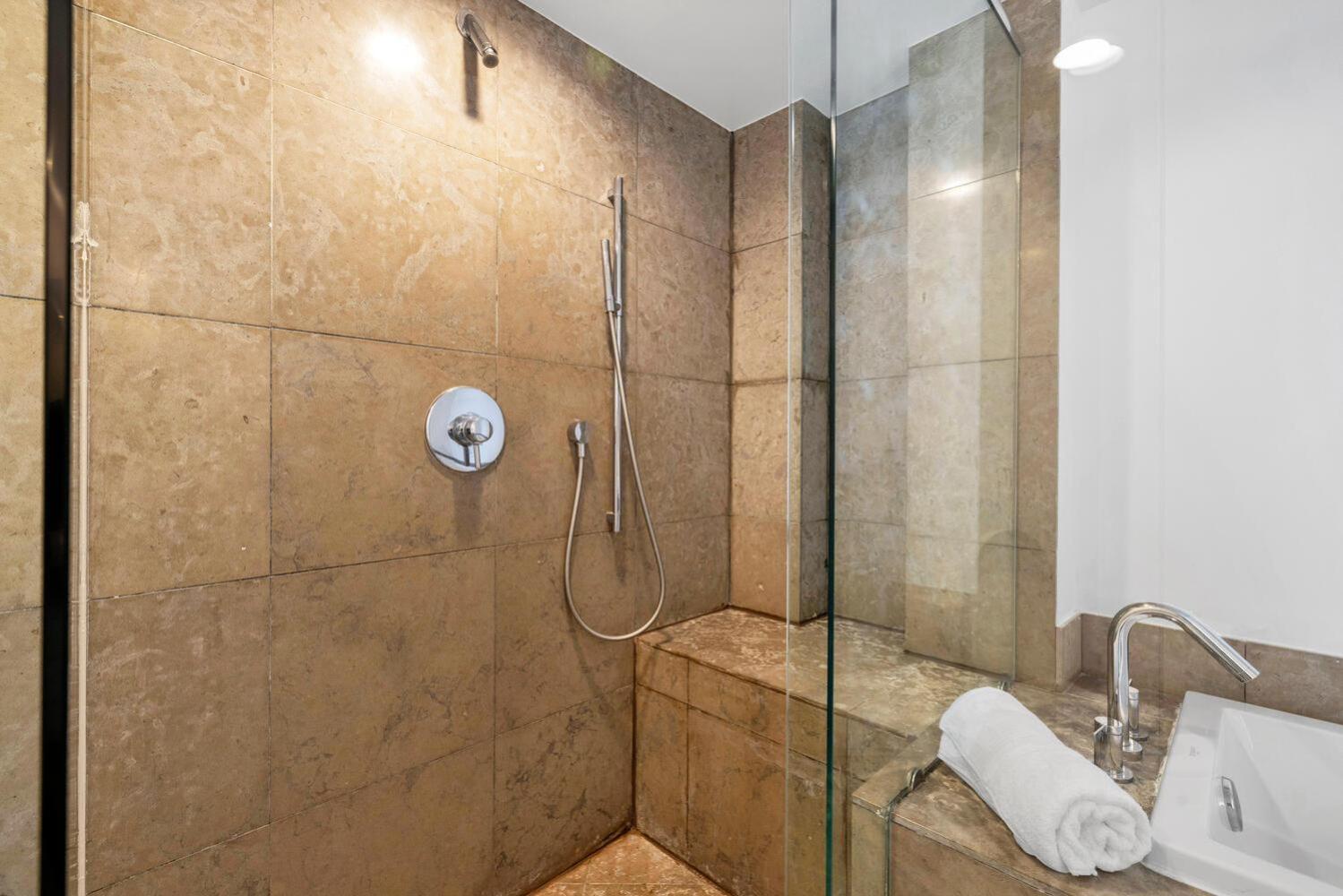 Large Suites in Hotel W with bay views