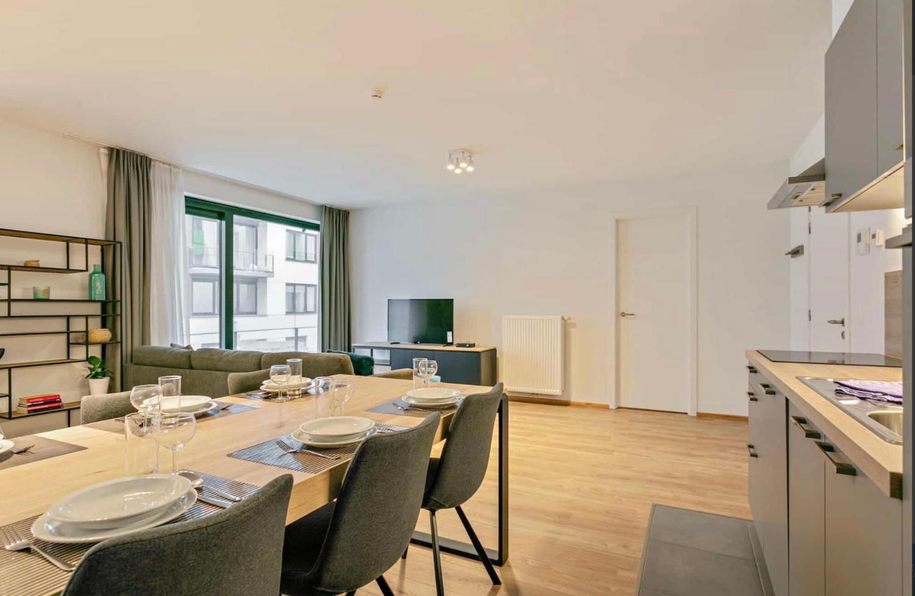Two Bedroom Apartment with Amazing View in Center