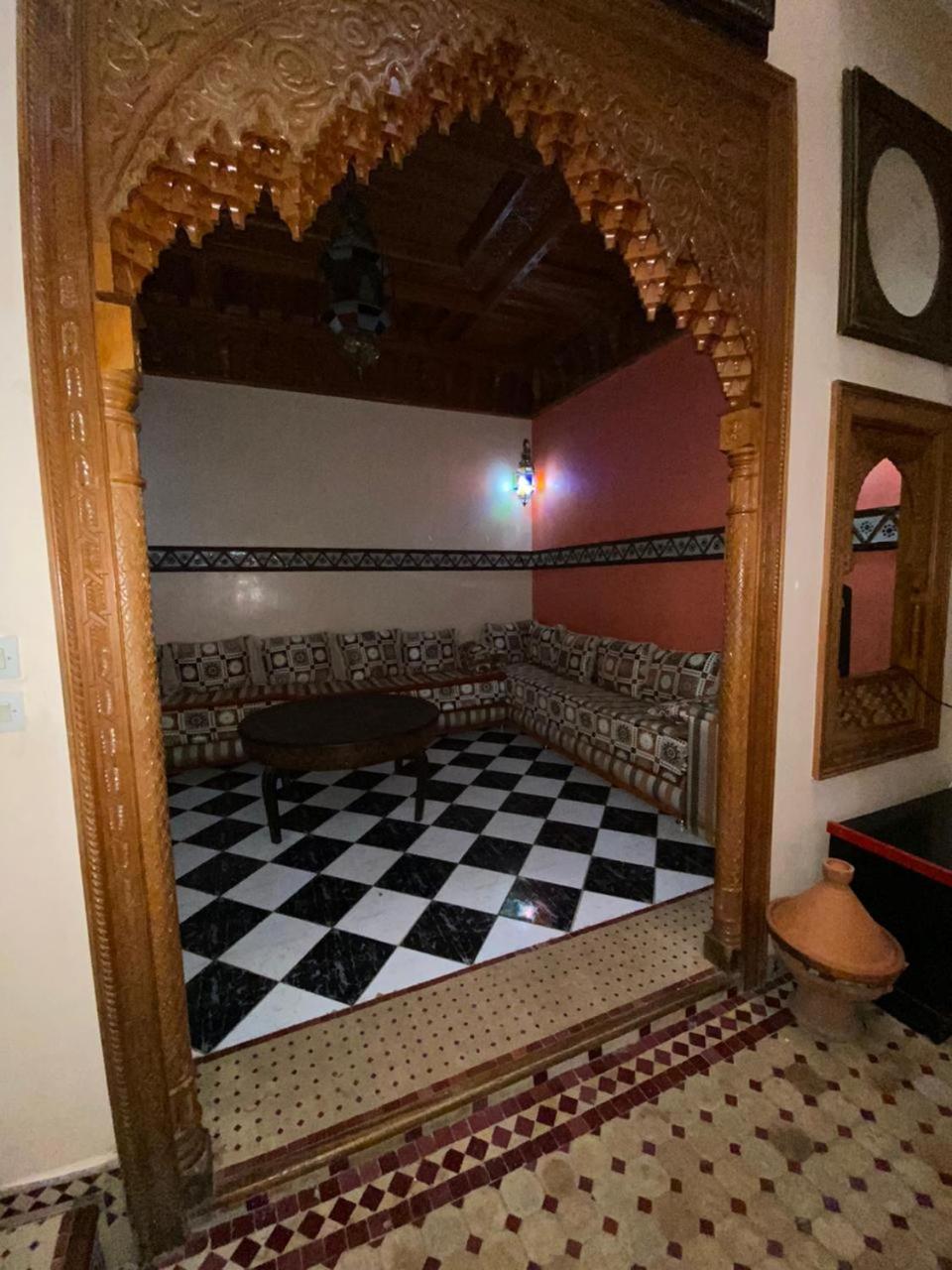 lounge