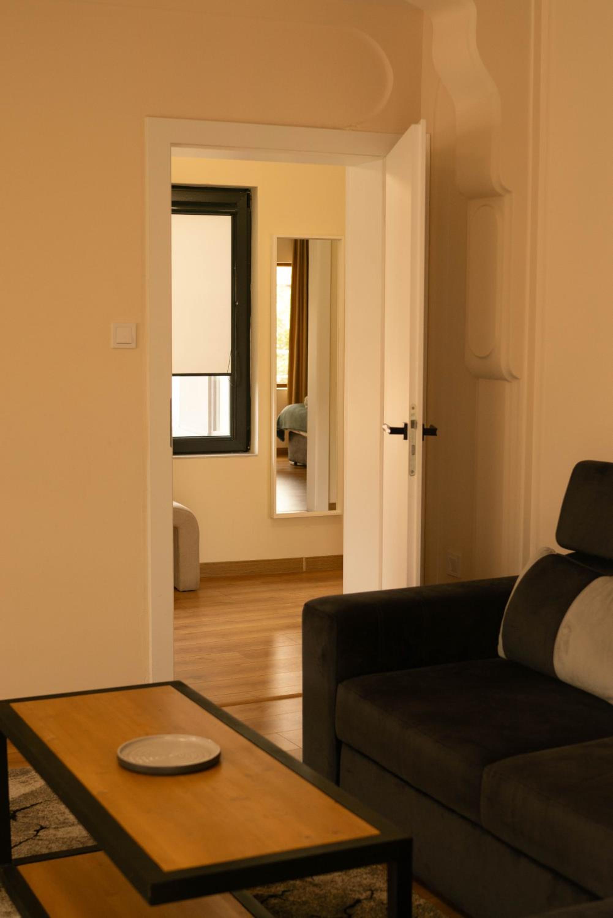 2-Bedroom Flat - Sunny Balcony