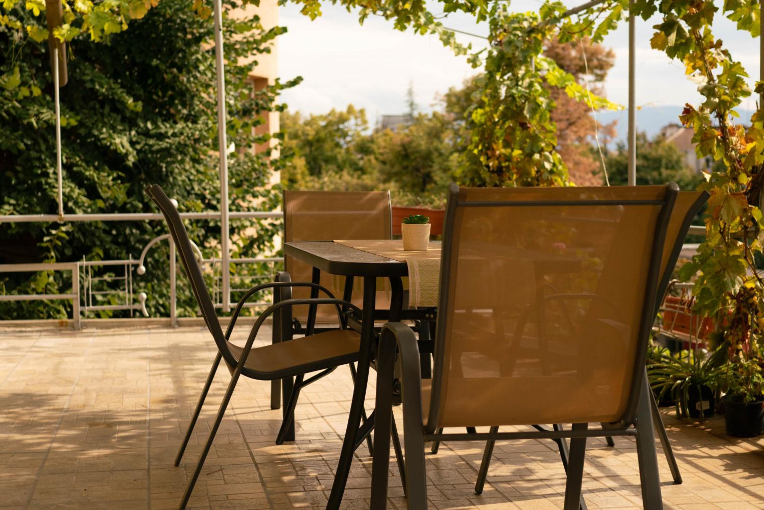2-Bedroom Flat - Sunny Balcony