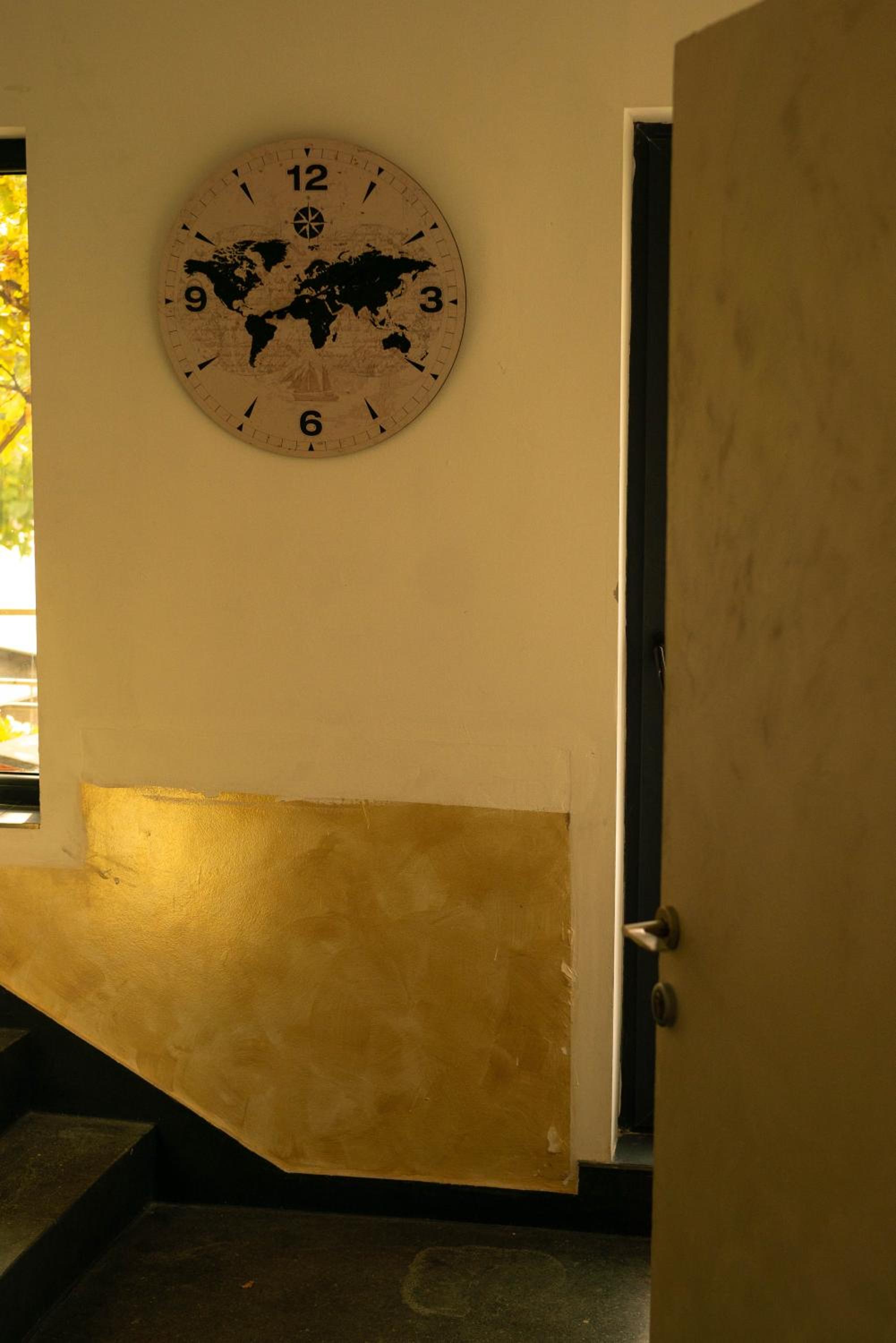 2-Bedroom Flat - Sunny Balcony