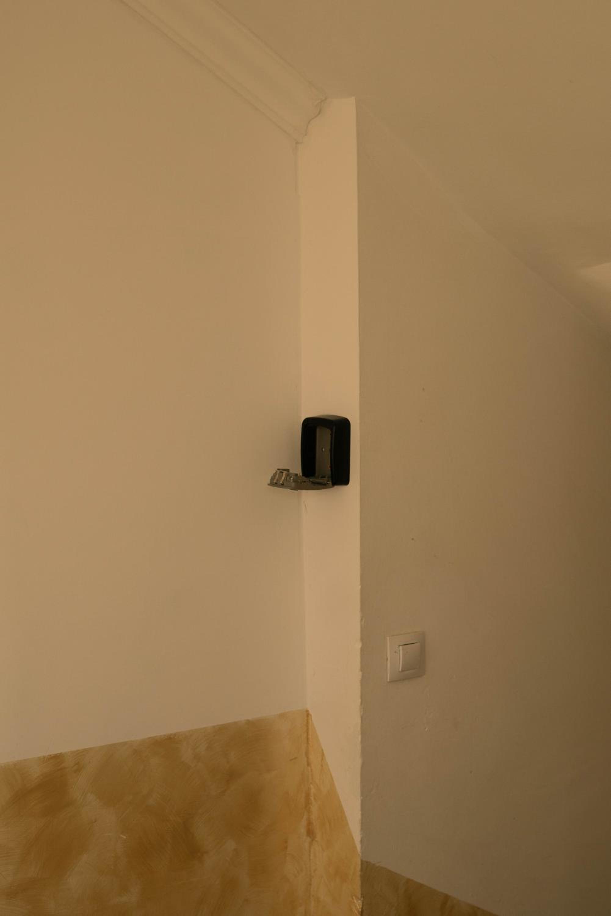 2-Bedroom Flat - Sunny Balcony