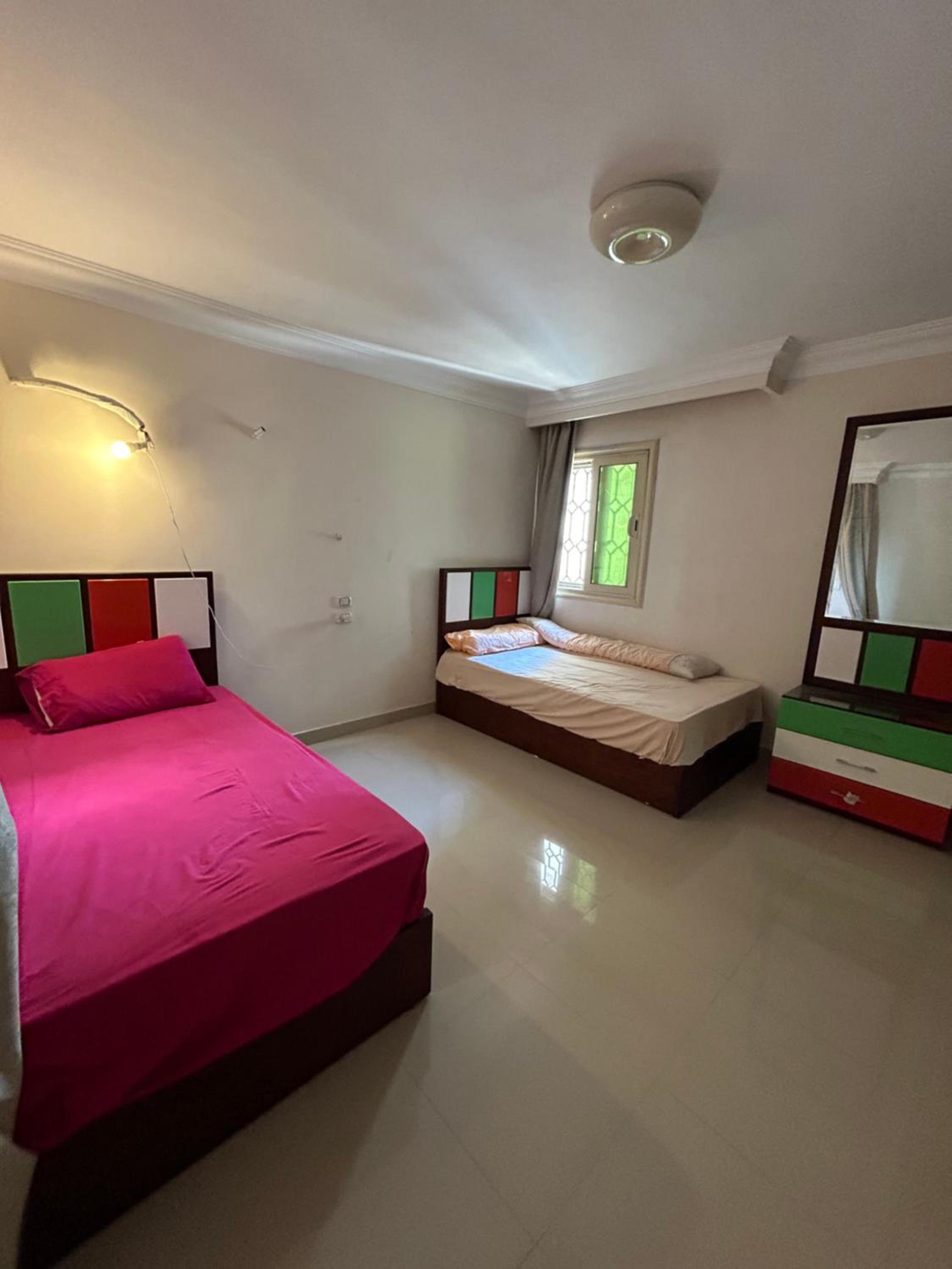 Amazing Holiday Apartment near airport