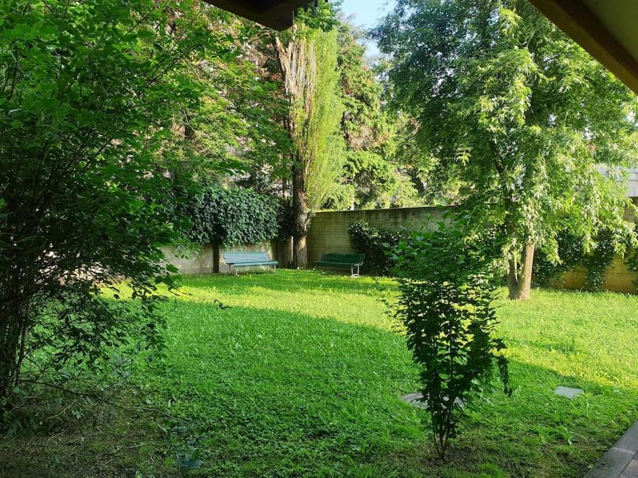 Garden flat in Navigli zone