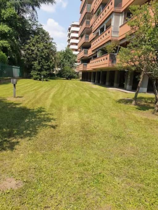 Garden flat in Navigli zone