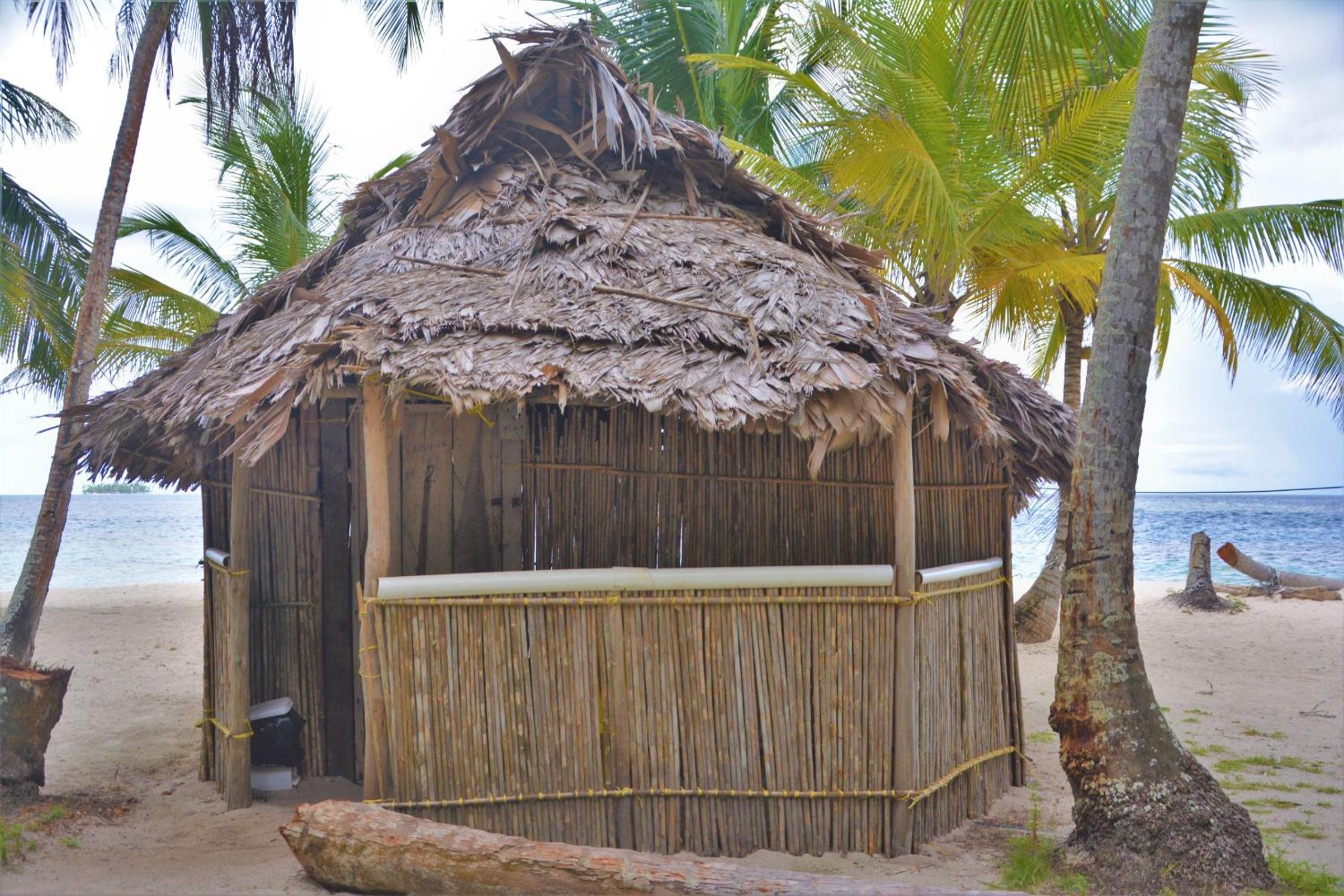Islas de San Blas cabaña sobre el mar Wailidub view 3