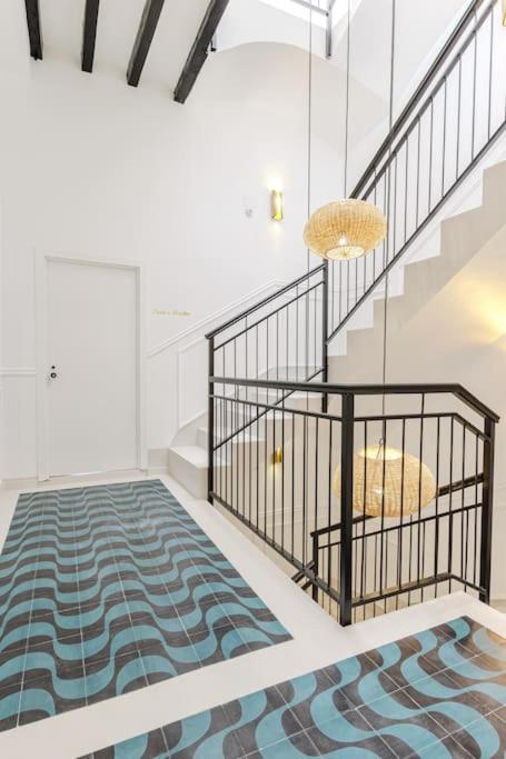Refined and practical studio in historic center of Alicante