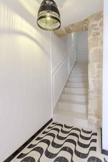 Refined and practical studio in historic center of Alicante