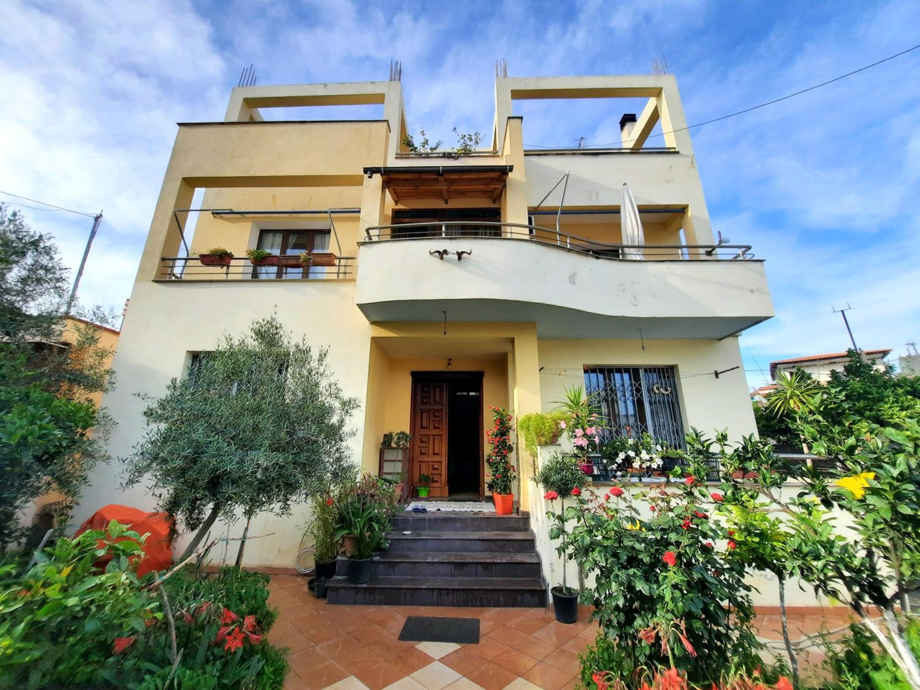 Apartment Ademaj