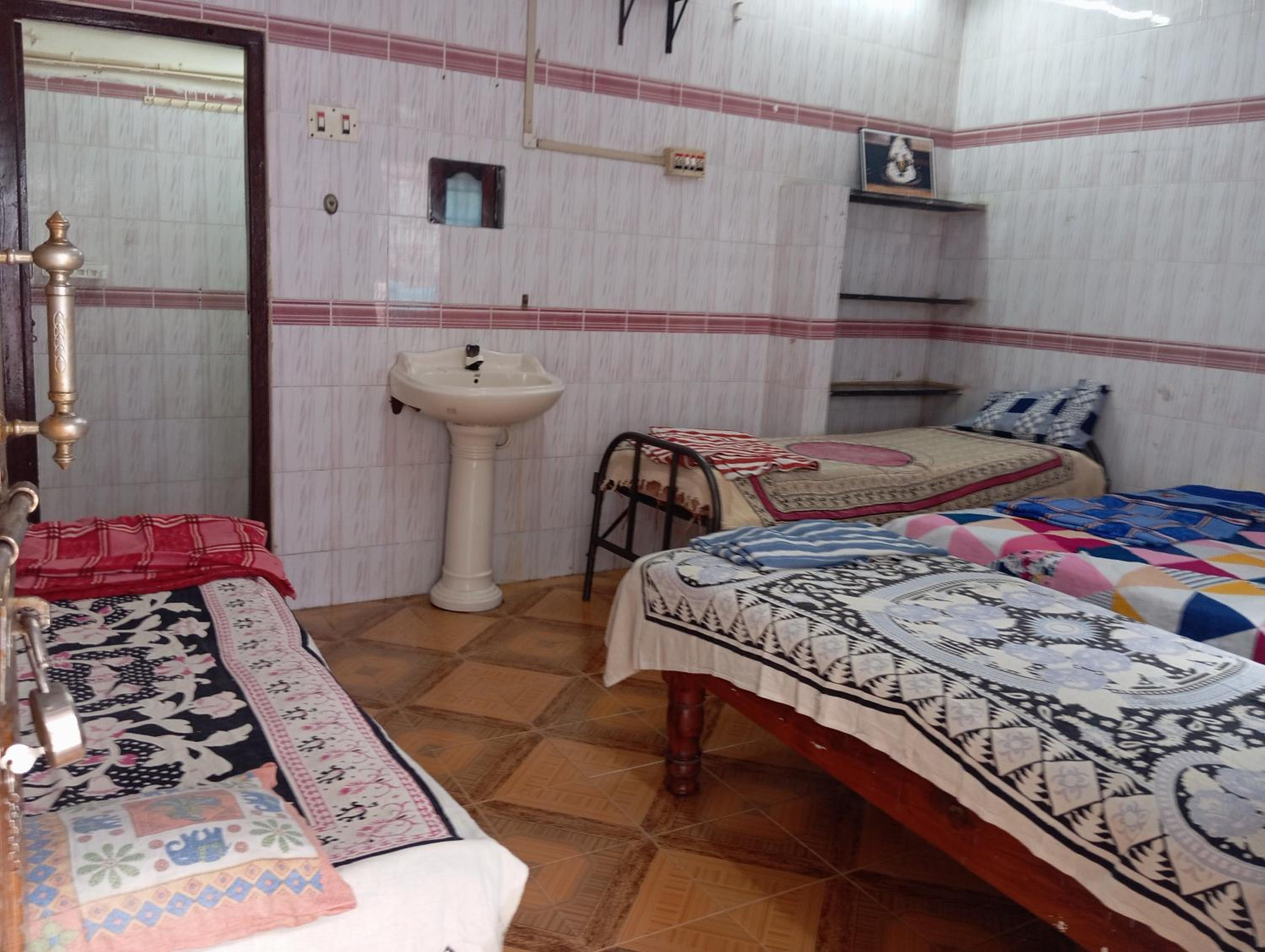 Santosh Guest House Restaurant