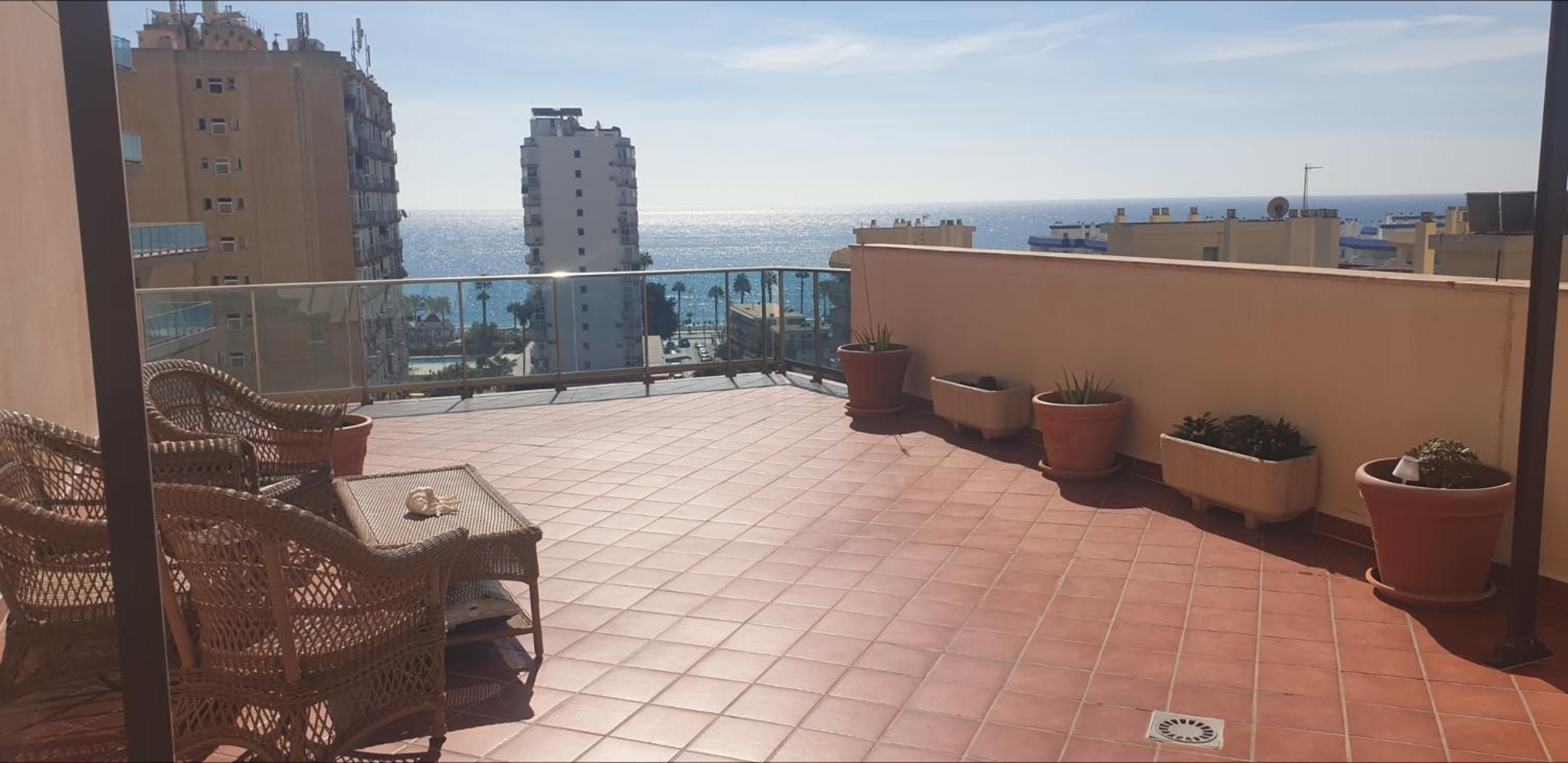VISTA AL MAR view 2