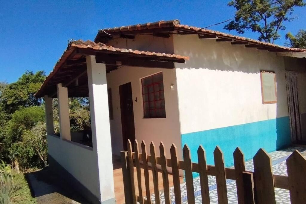 Casa de campo 2qtos região de Extrema