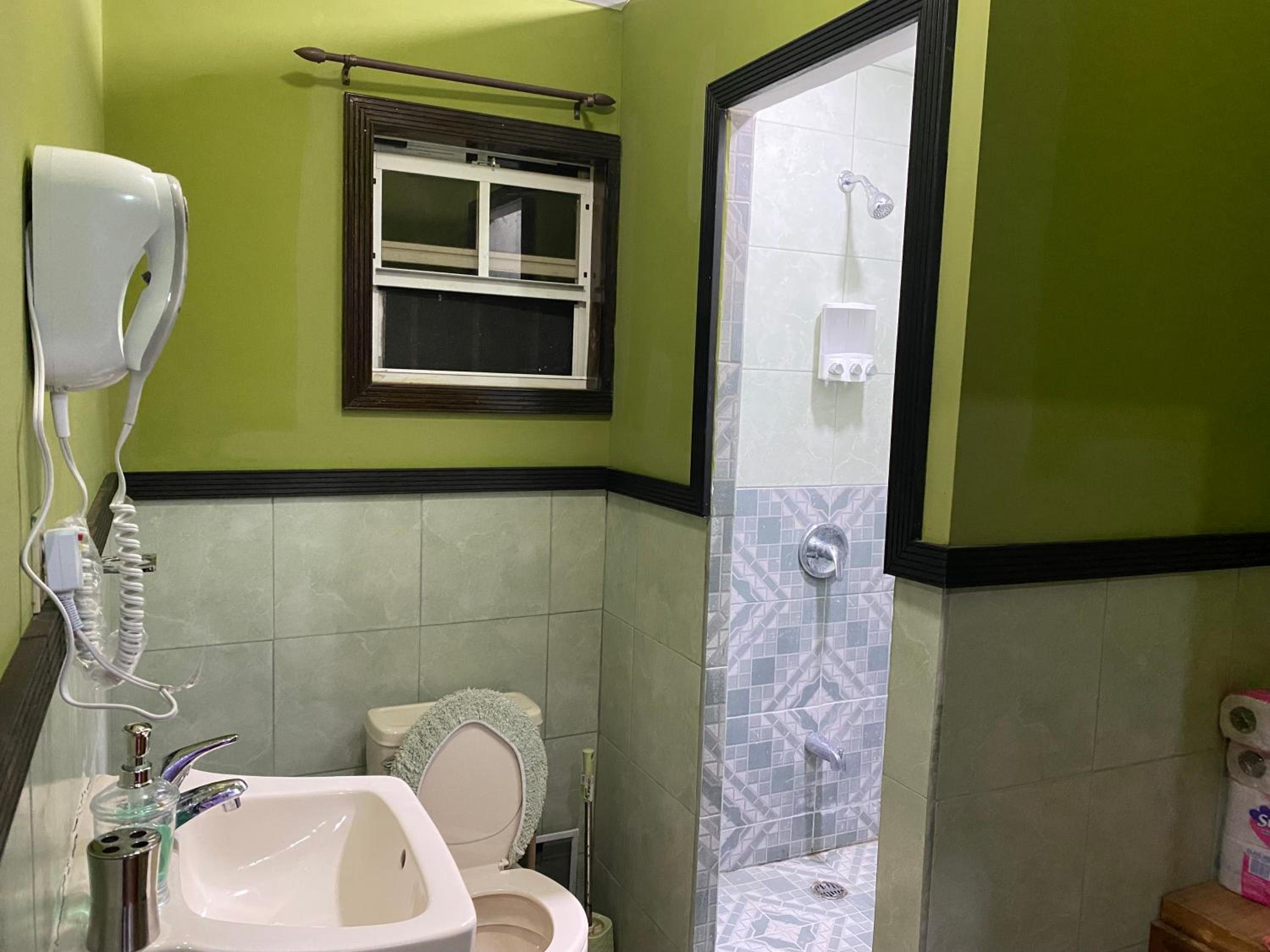 Green Rock Guest House